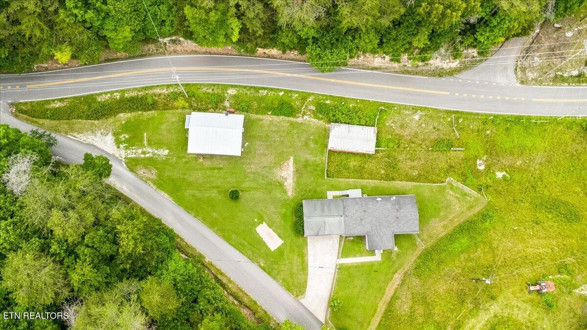 123 Sweat Lane Lafollette TN 37766