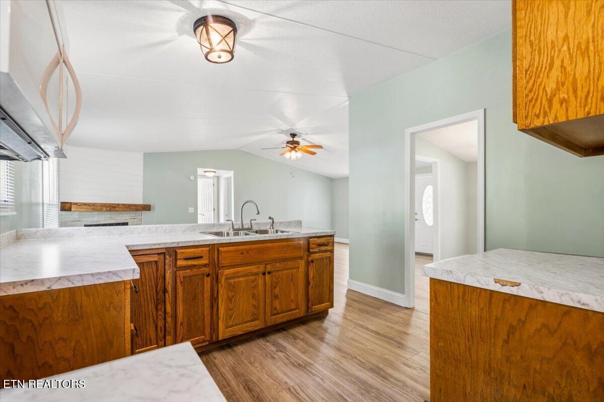 123 Sweat Lane Lafollette TN 37766