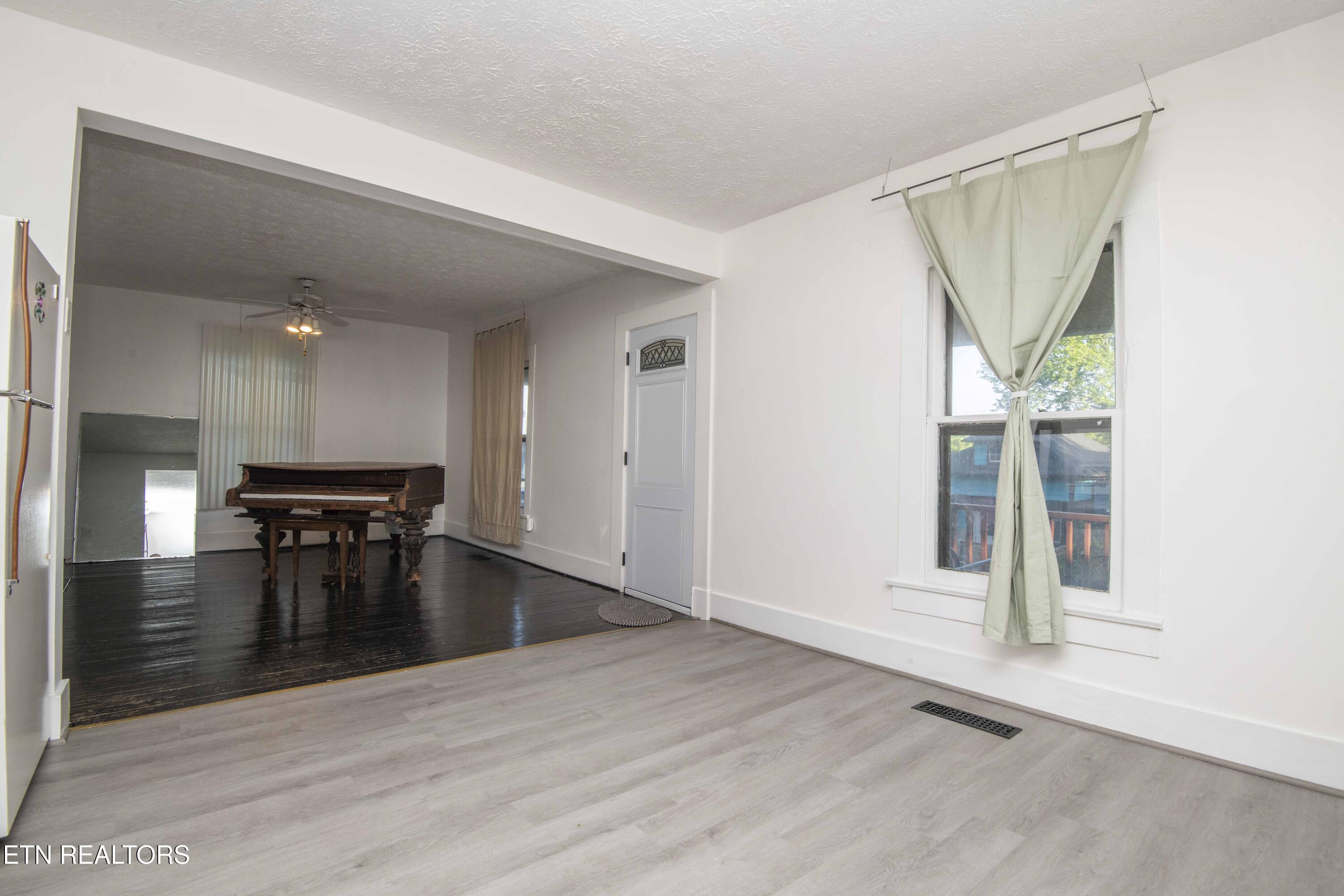 228 Cansler Avenue Knoxville TN 37921