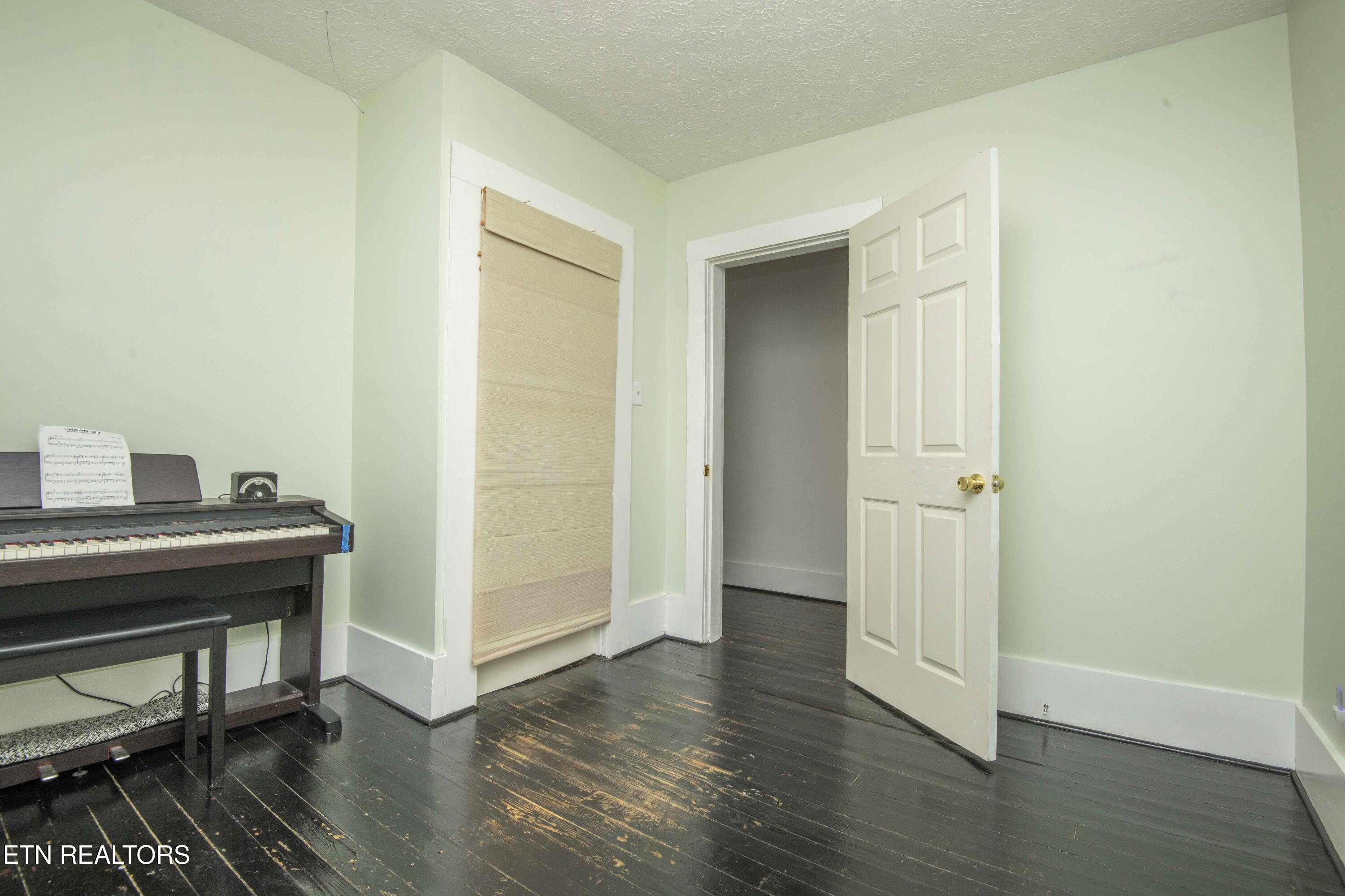228 Cansler Avenue Knoxville TN 37921