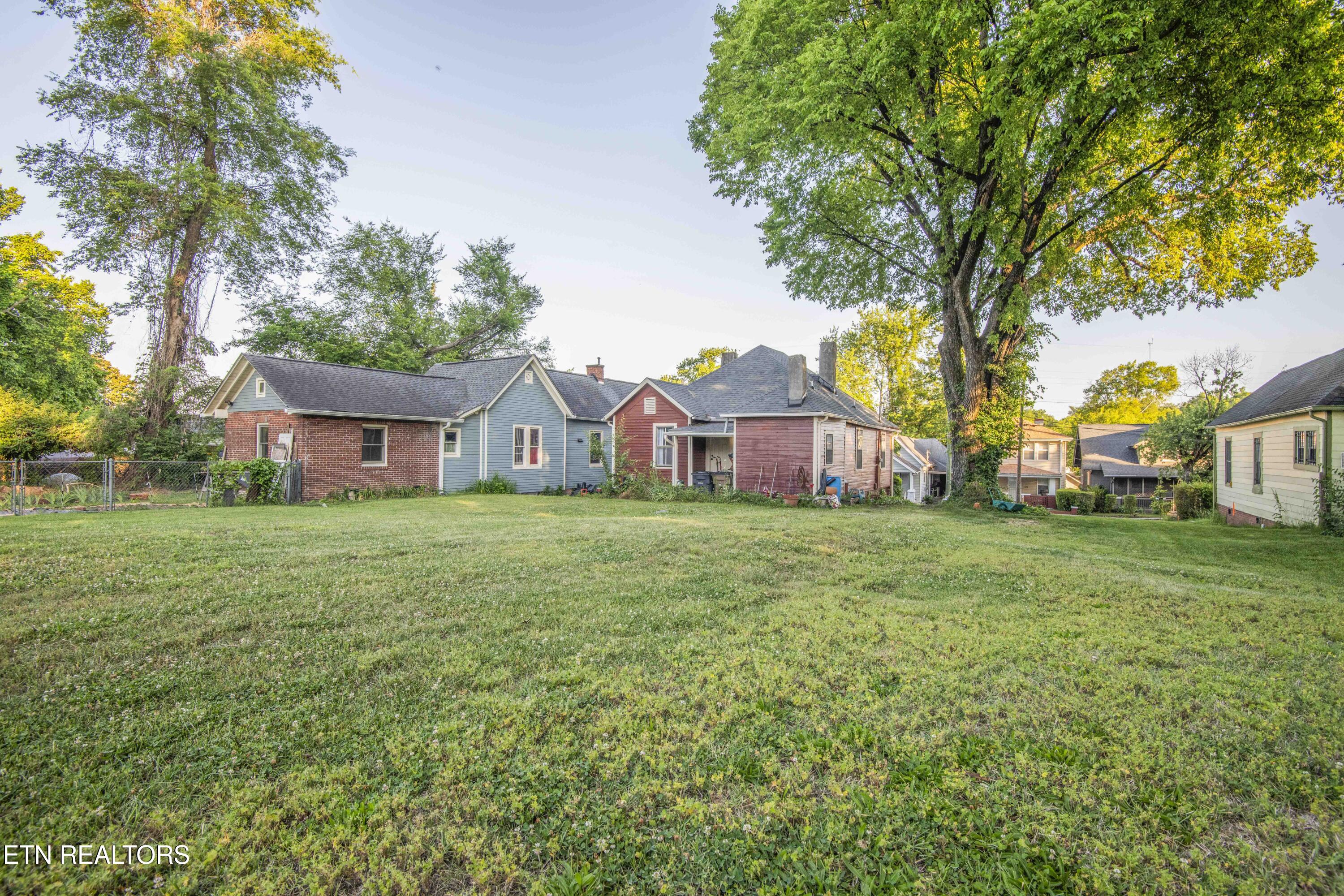 228 Cansler Avenue Knoxville TN 37921