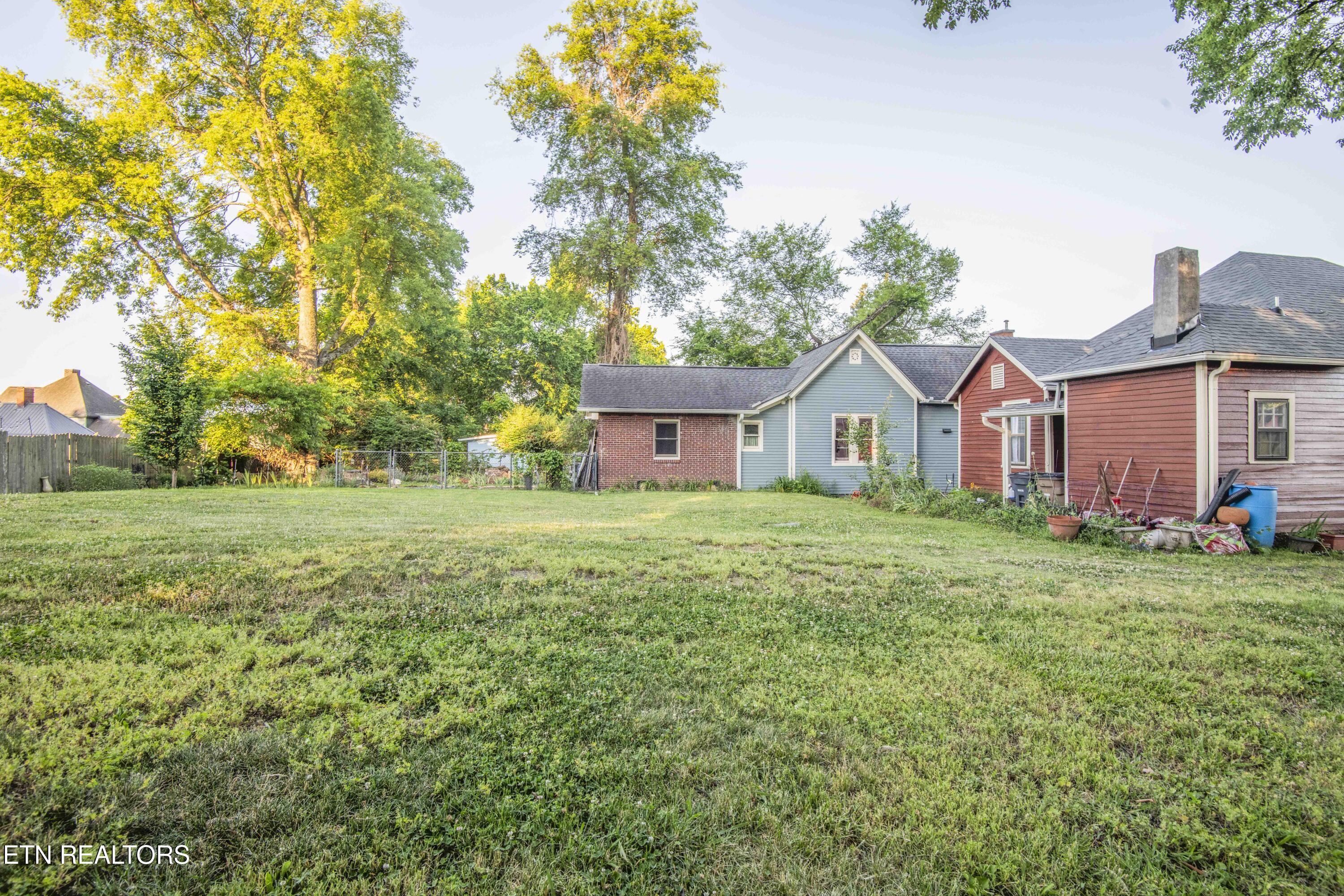 228 Cansler Avenue Knoxville TN 37921