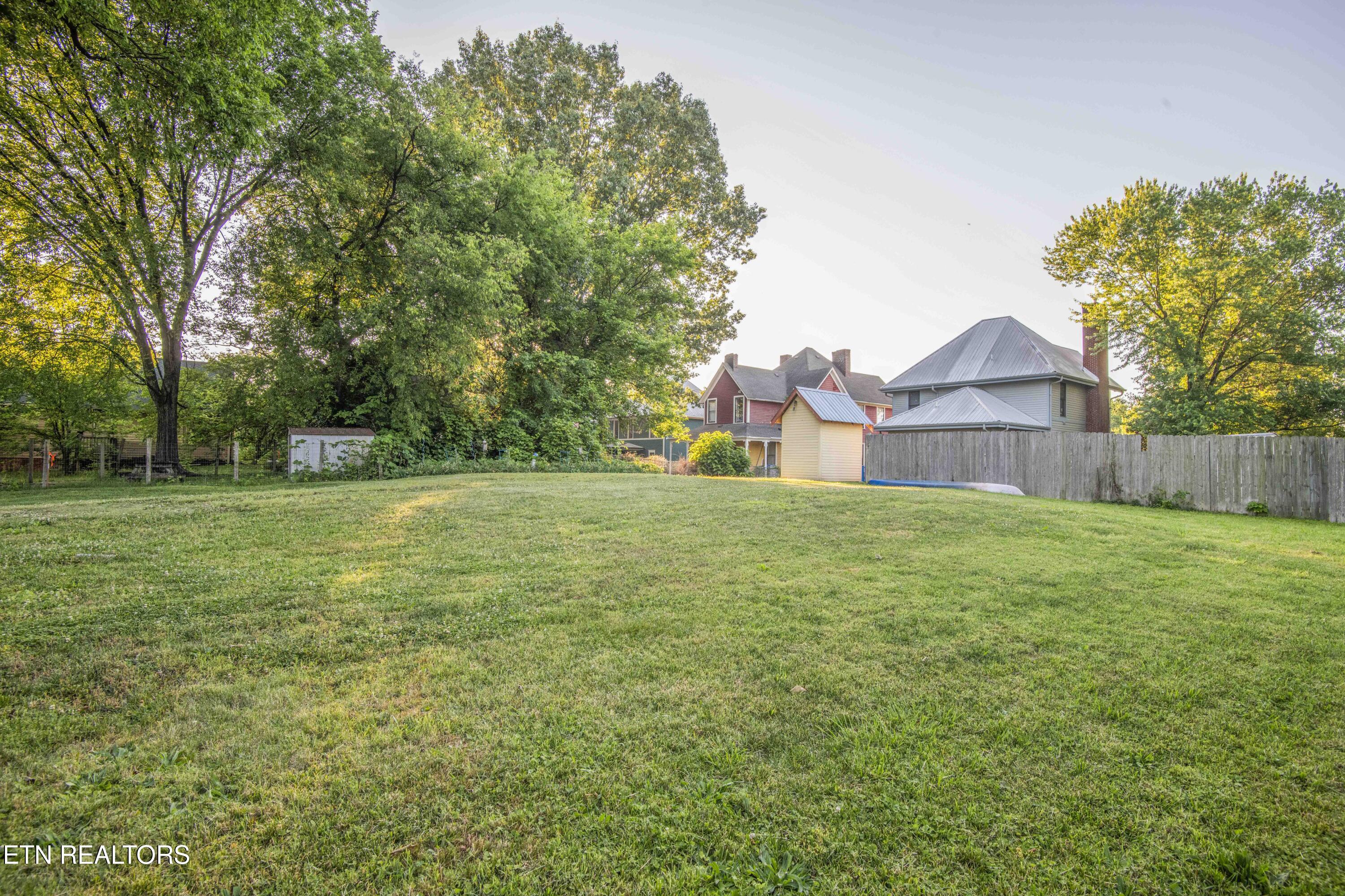 228 Cansler Avenue Knoxville TN 37921
