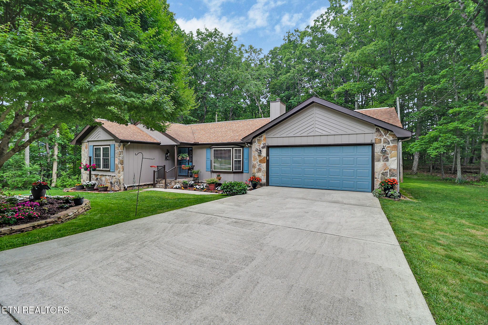 134 Lakeside Drive Crossville TN 38558