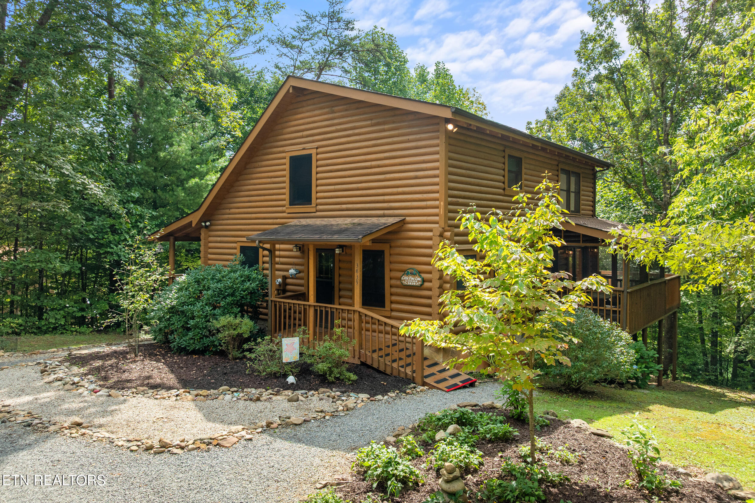 3839 Saddle Brook Way Sevierville TN 37862