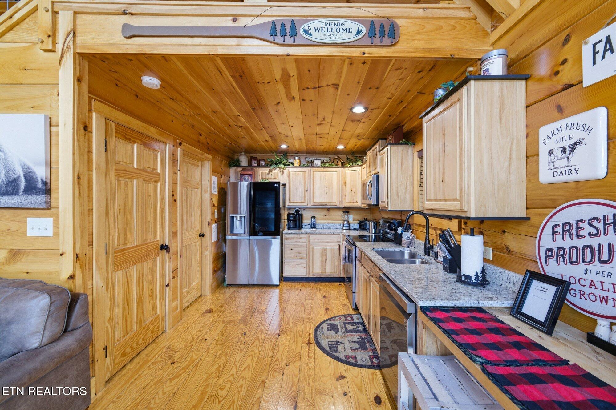 1007 Street Of Dreams Gatlinburg TN 37738