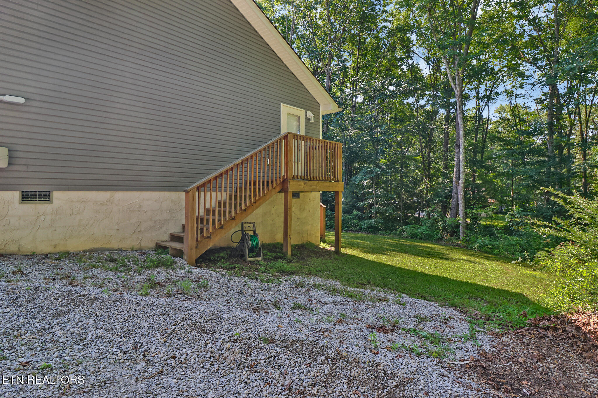 2296 Memory Garden Road Jamestown TN 38556