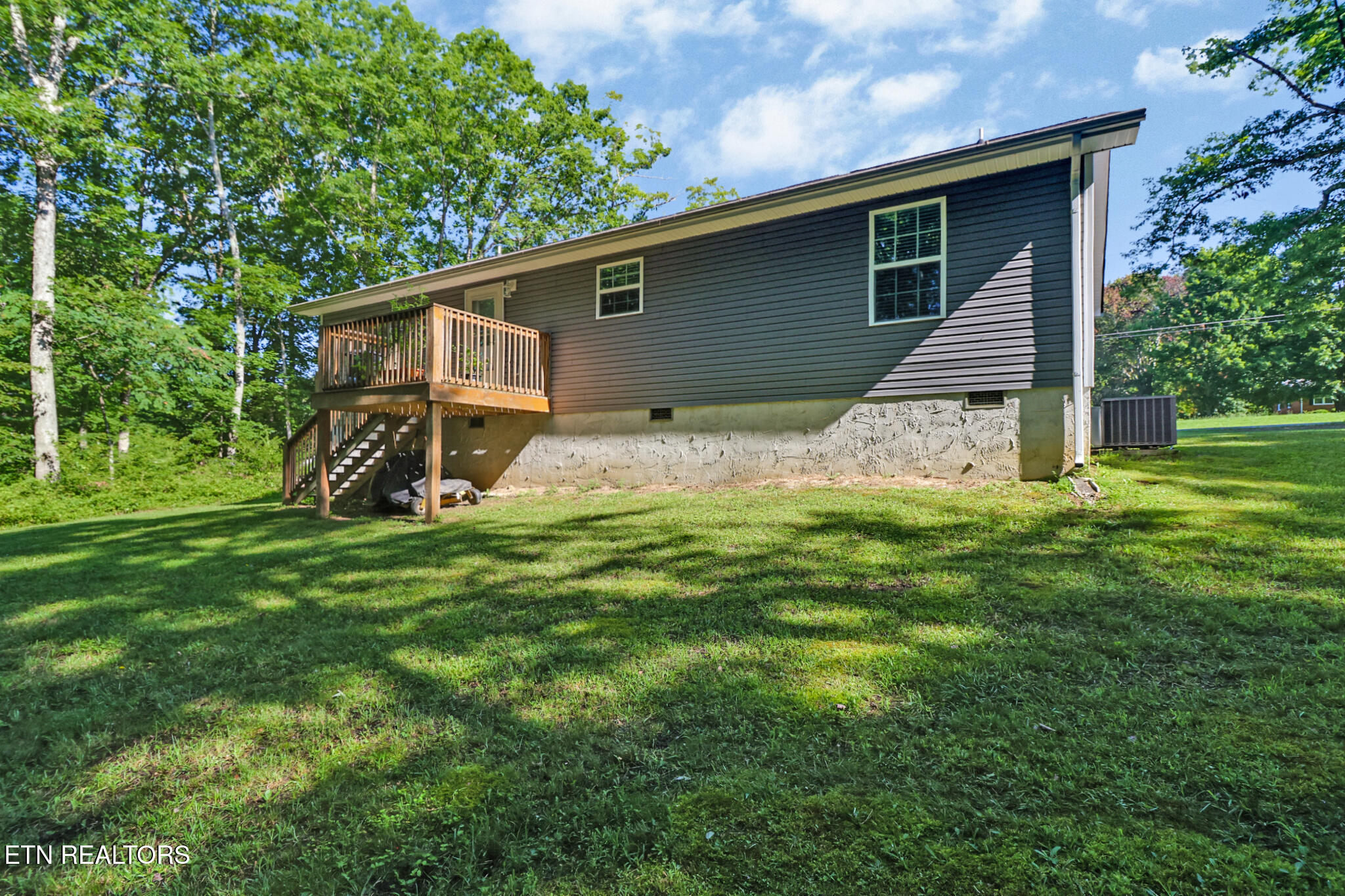 2296 Memory Garden Road Jamestown TN 38556