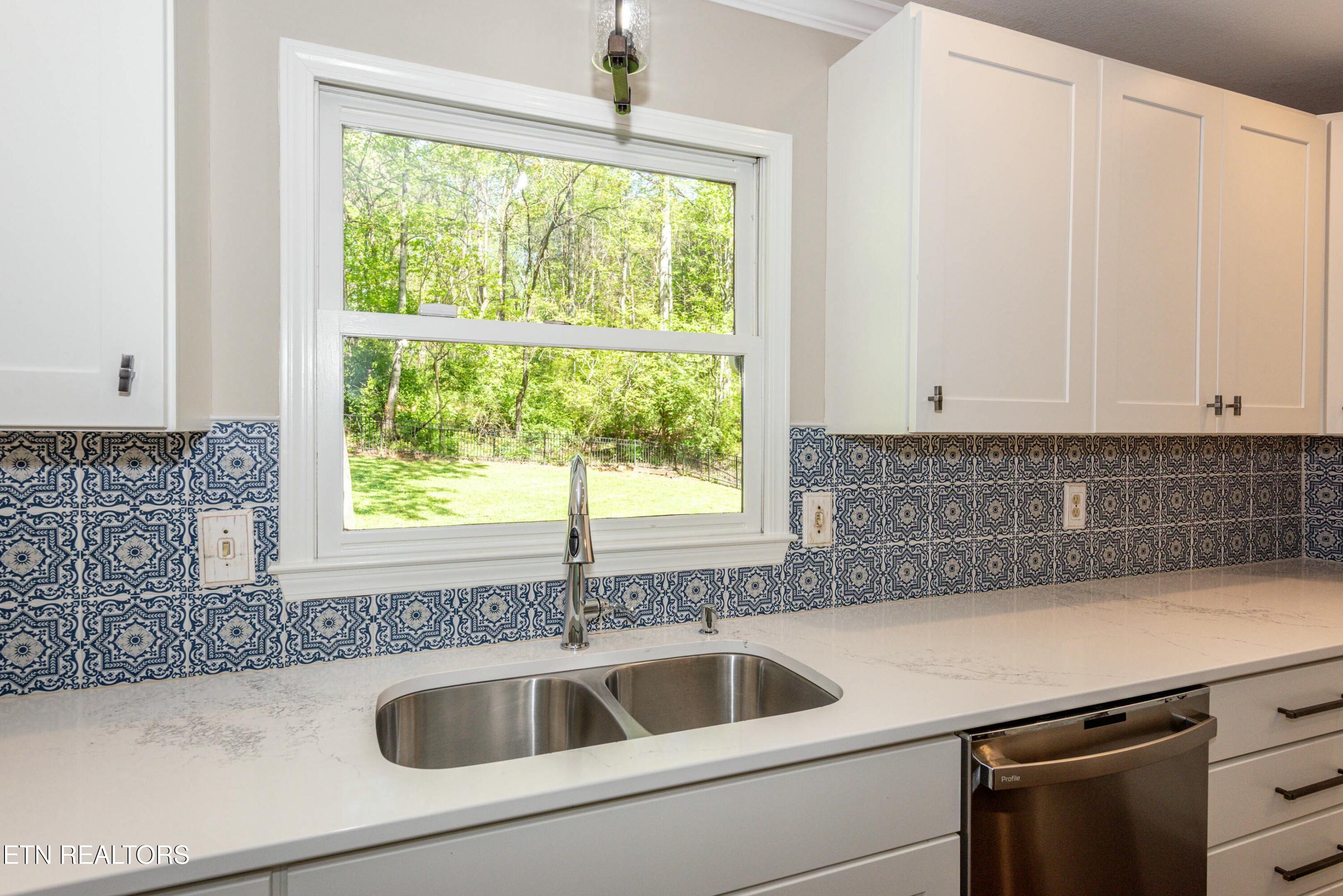 2109 Southwood Drive Maryville TN 37803