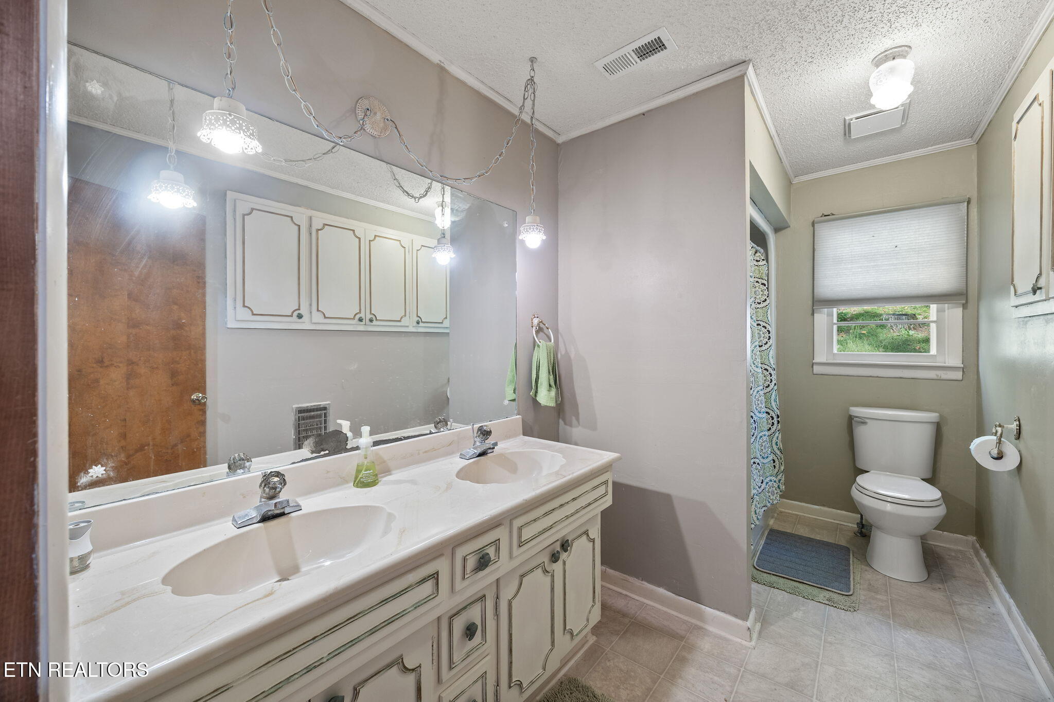 334 Wartrace Highway Pleasant Shade TN 37145