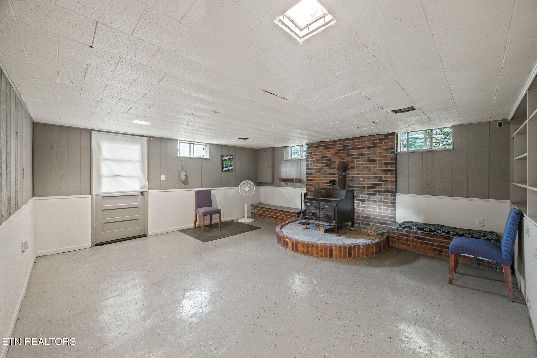 334 Wartrace Highway Pleasant Shade TN 37145