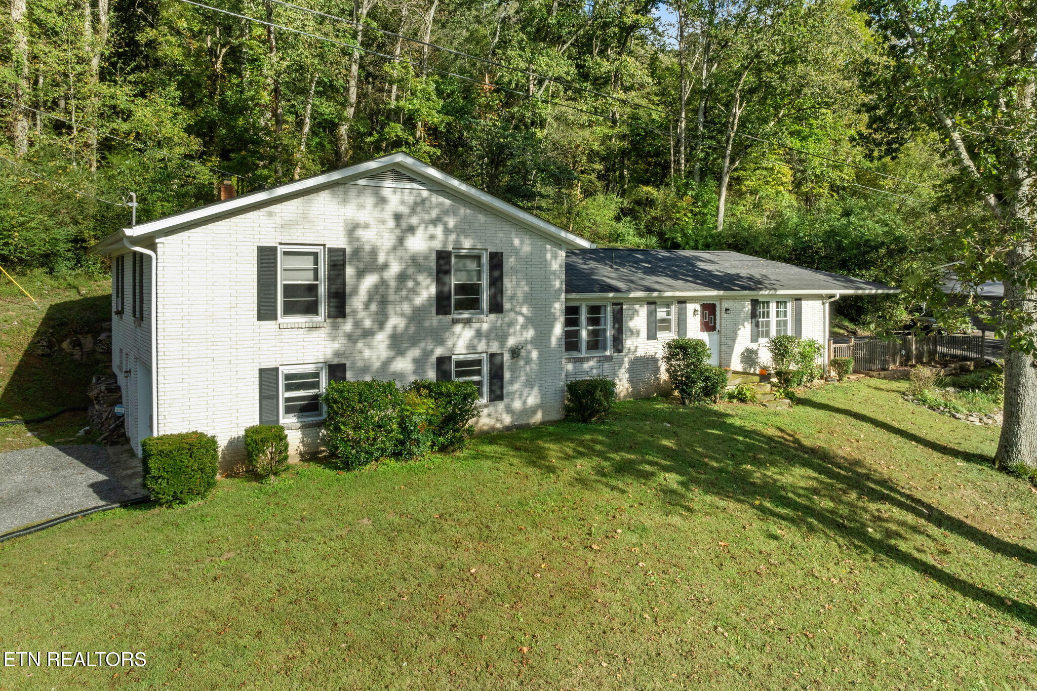 334 Wartrace Highway Pleasant Shade TN 37145