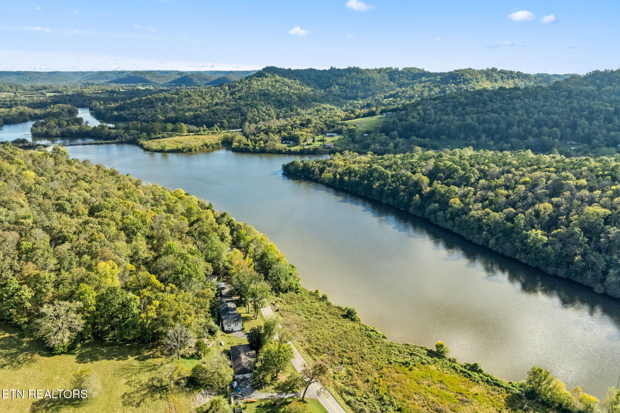 334 Wartrace Highway Pleasant Shade TN 37145