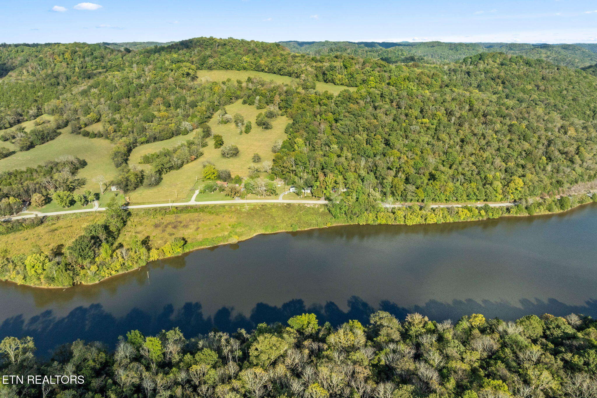 334 Wartrace Highway Pleasant Shade TN 37145