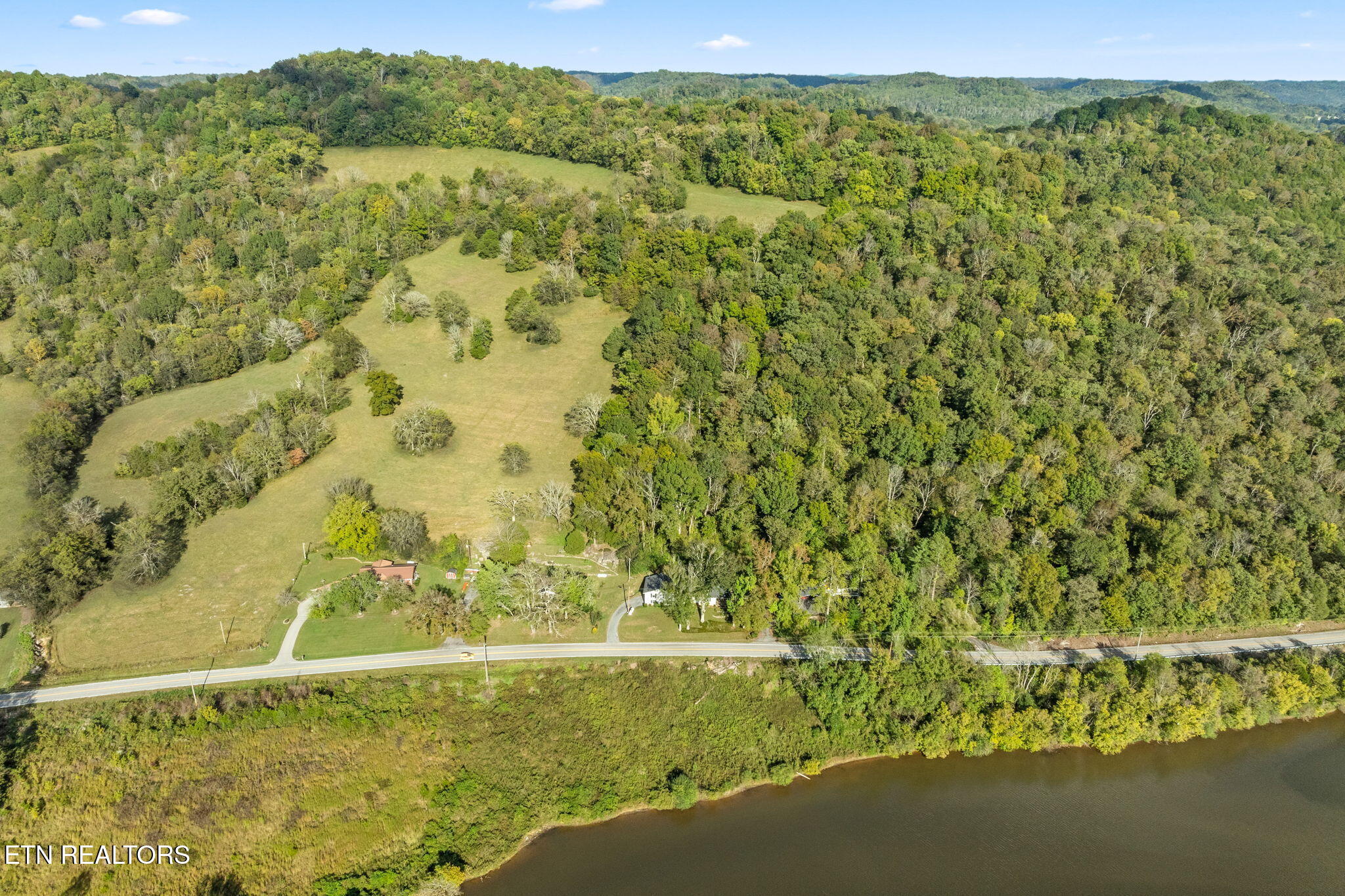 334 Wartrace Highway Pleasant Shade TN 37145