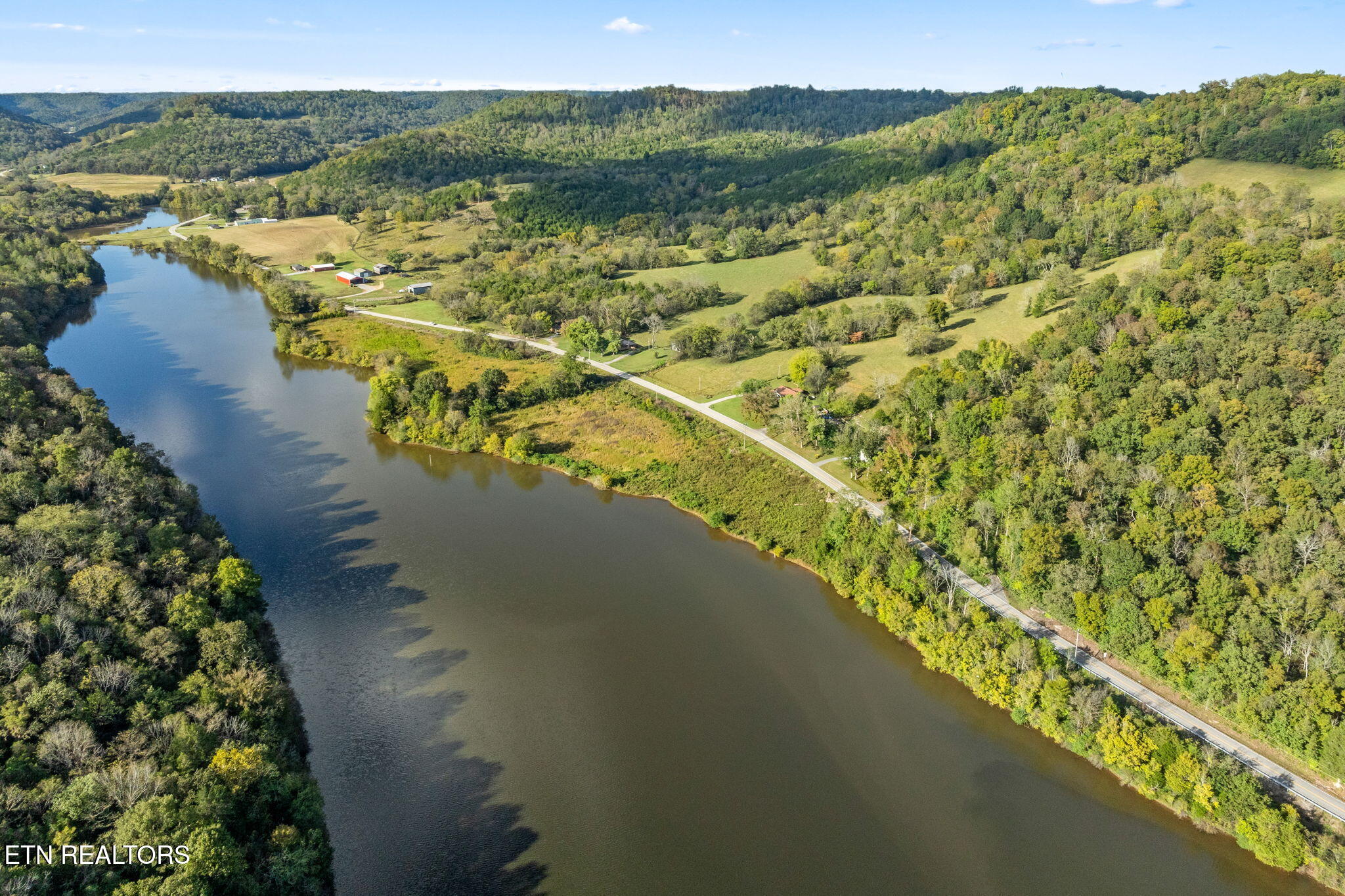 334 Wartrace Highway Pleasant Shade TN 37145