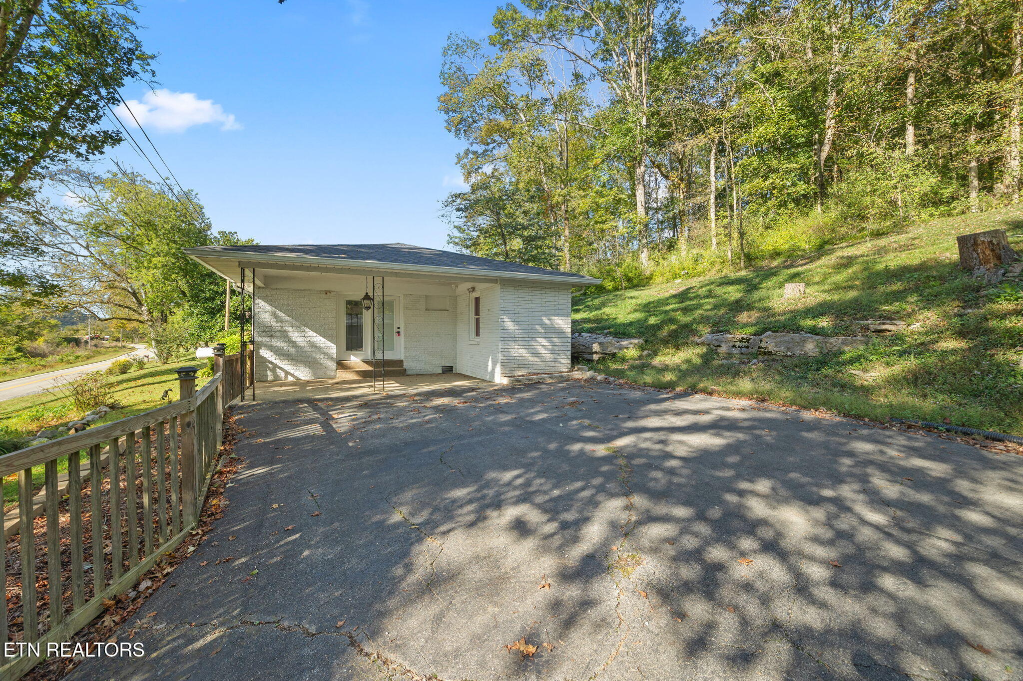 334 Wartrace Highway Pleasant Shade TN 37145
