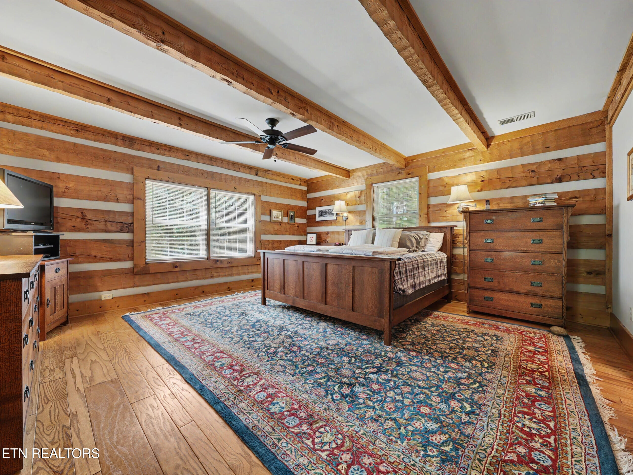 615 N Ownby Drive Gatlinburg TN 37738