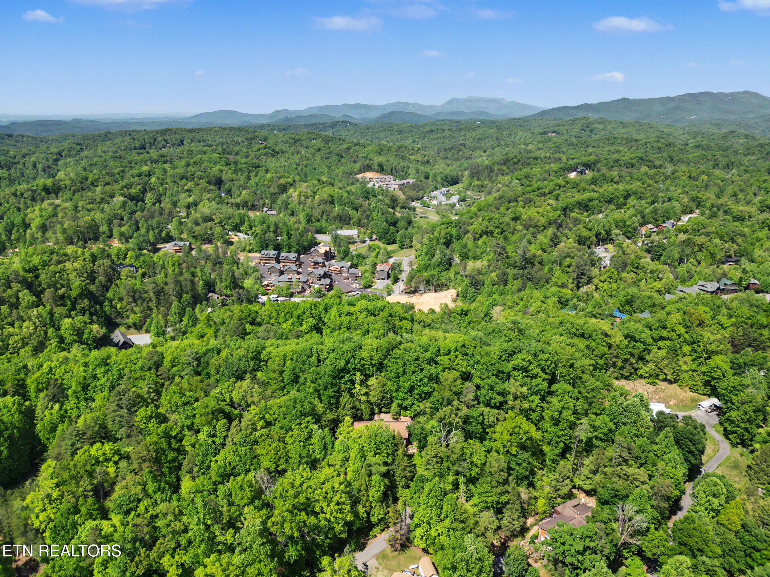 615 N Ownby Drive Gatlinburg TN 37738