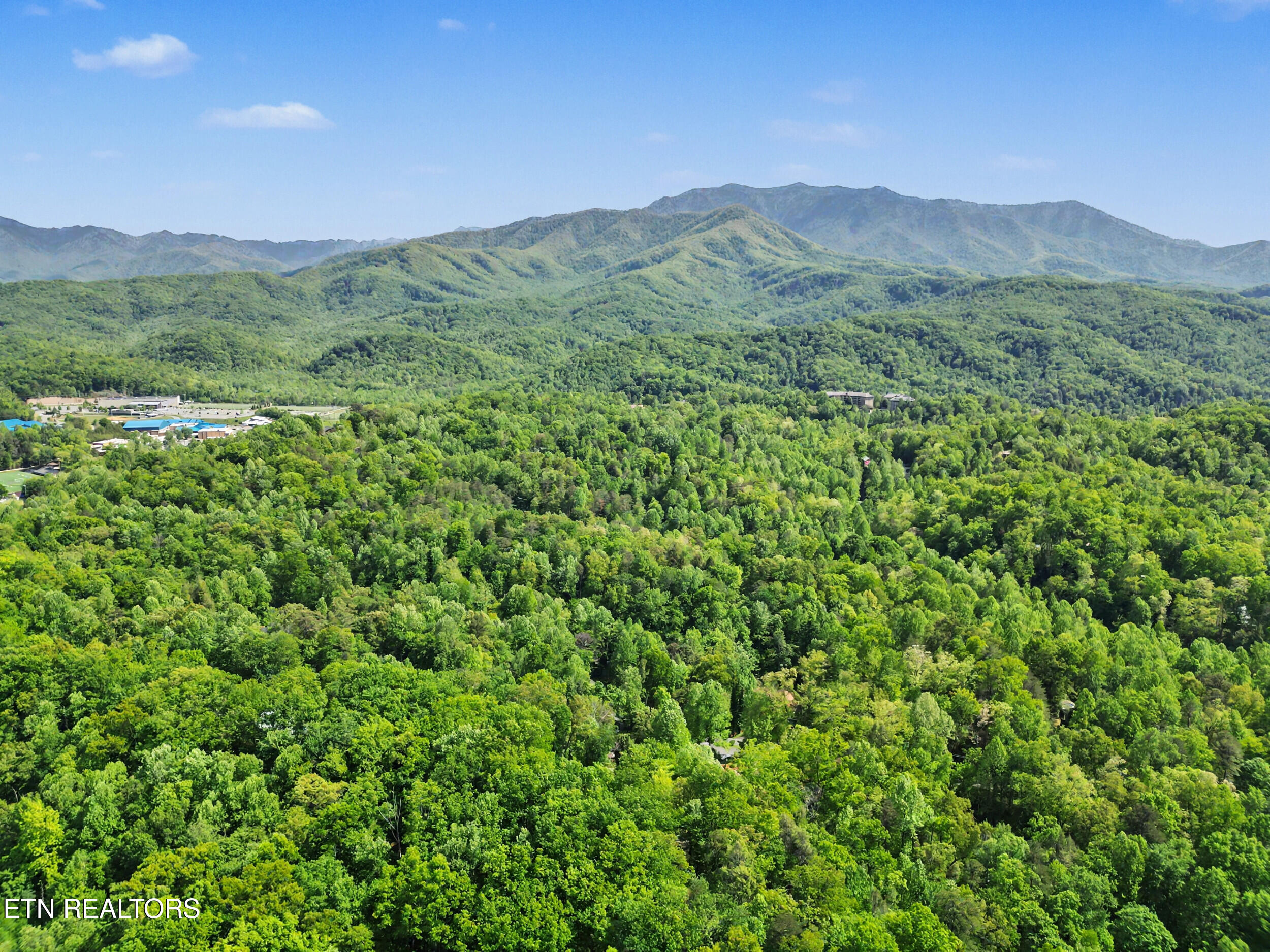 615 N Ownby Drive Gatlinburg TN 37738