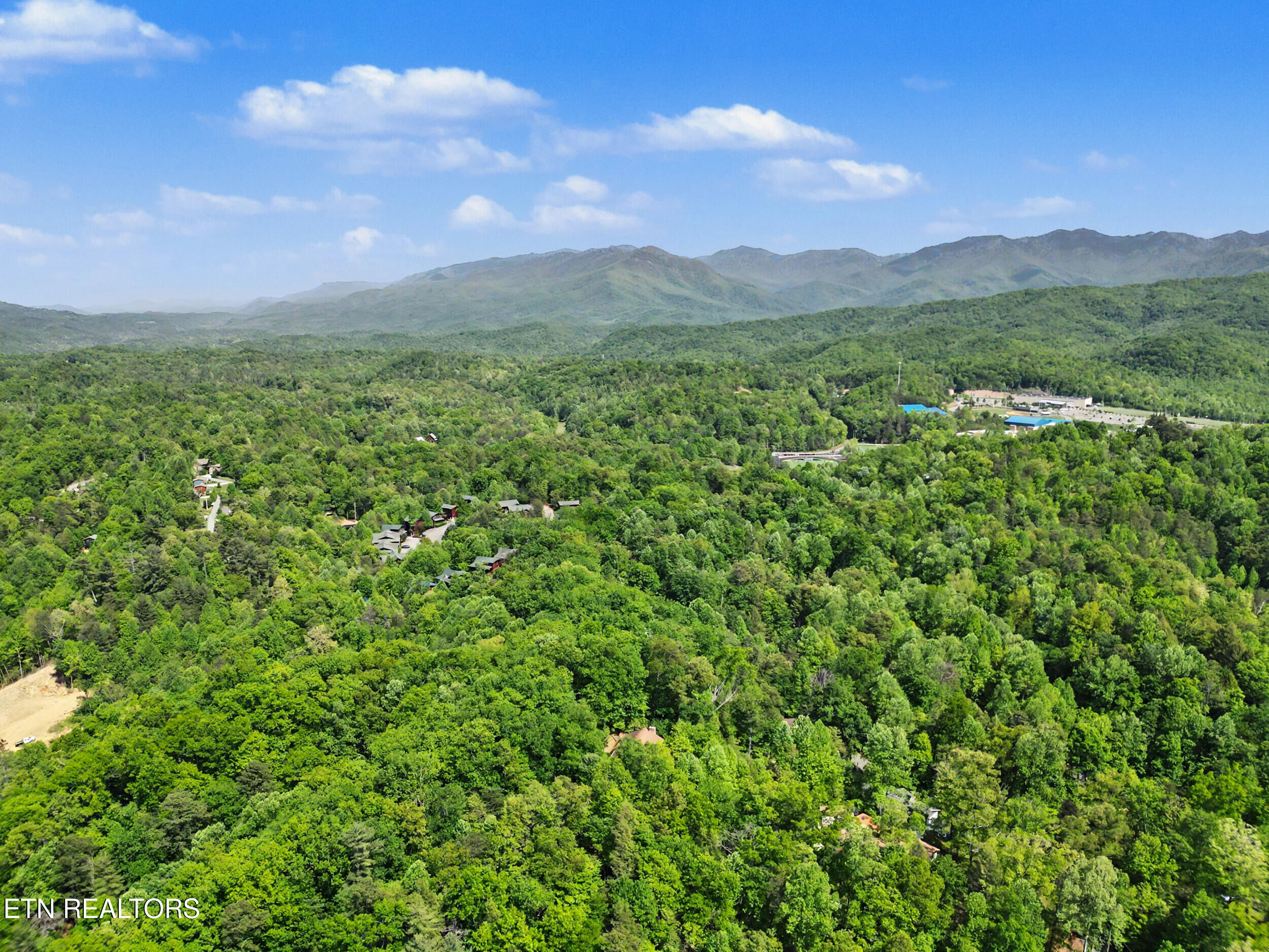615 N Ownby Drive Gatlinburg TN 37738