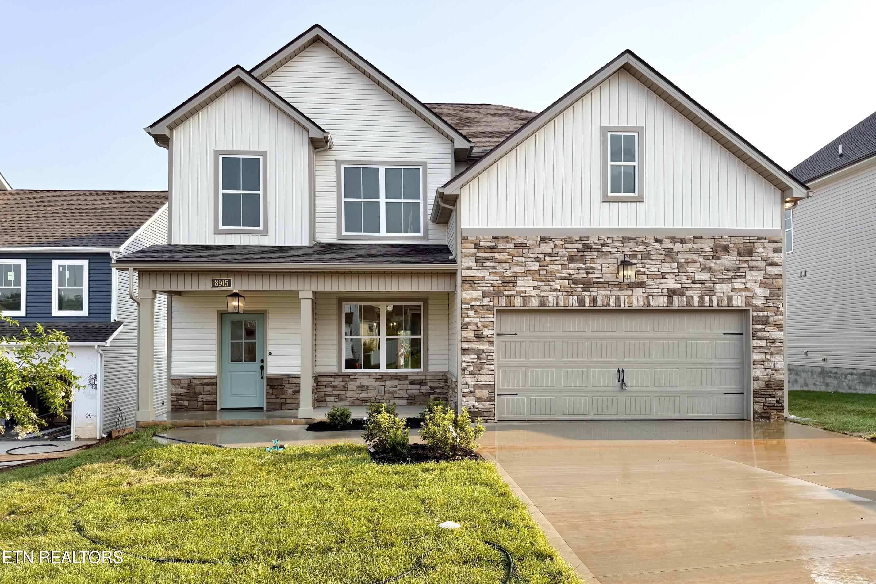 8915 Queensdale Lane Knoxville TN 37924
