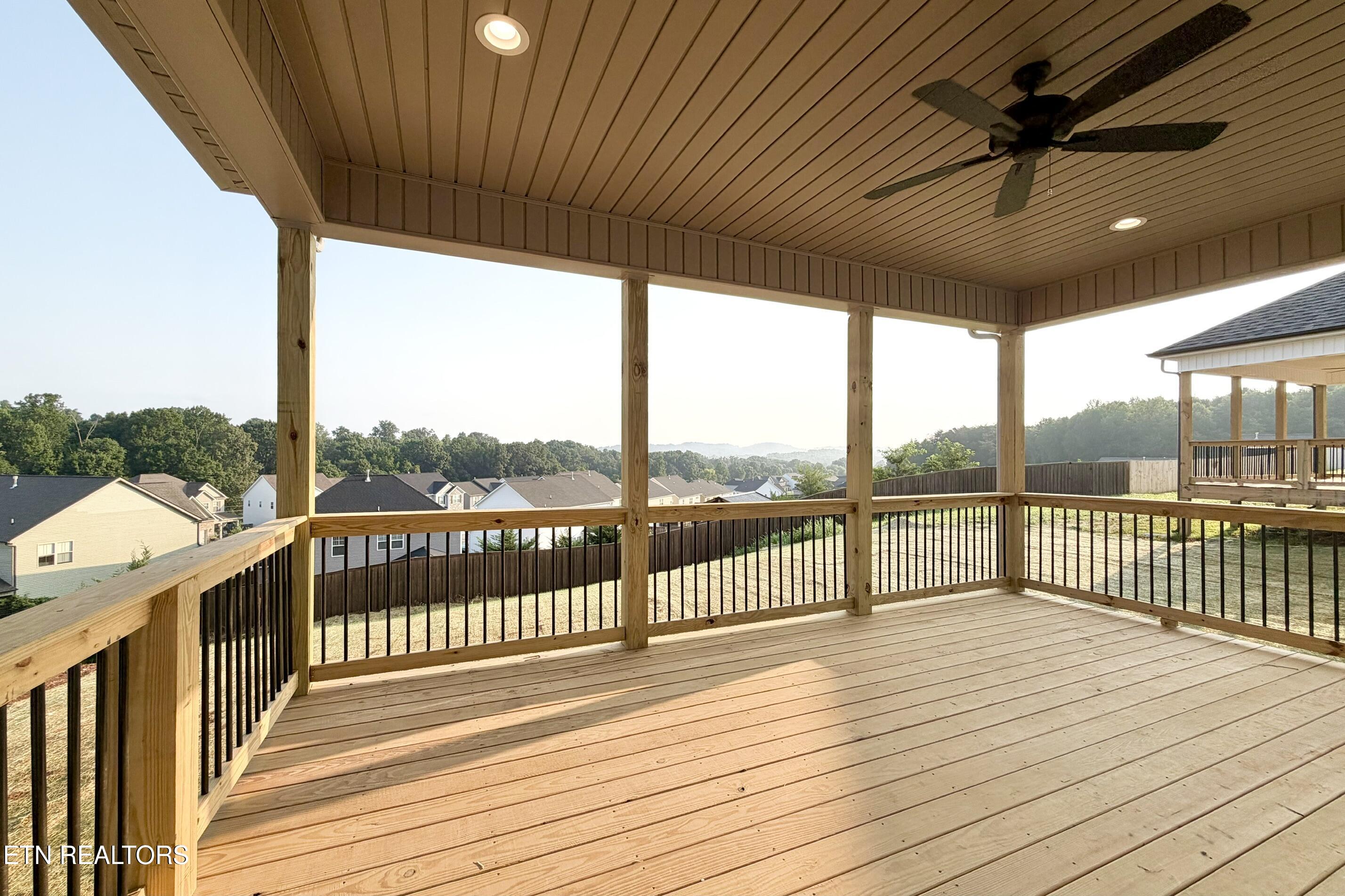 8915 Queensdale Lane Knoxville TN 37924