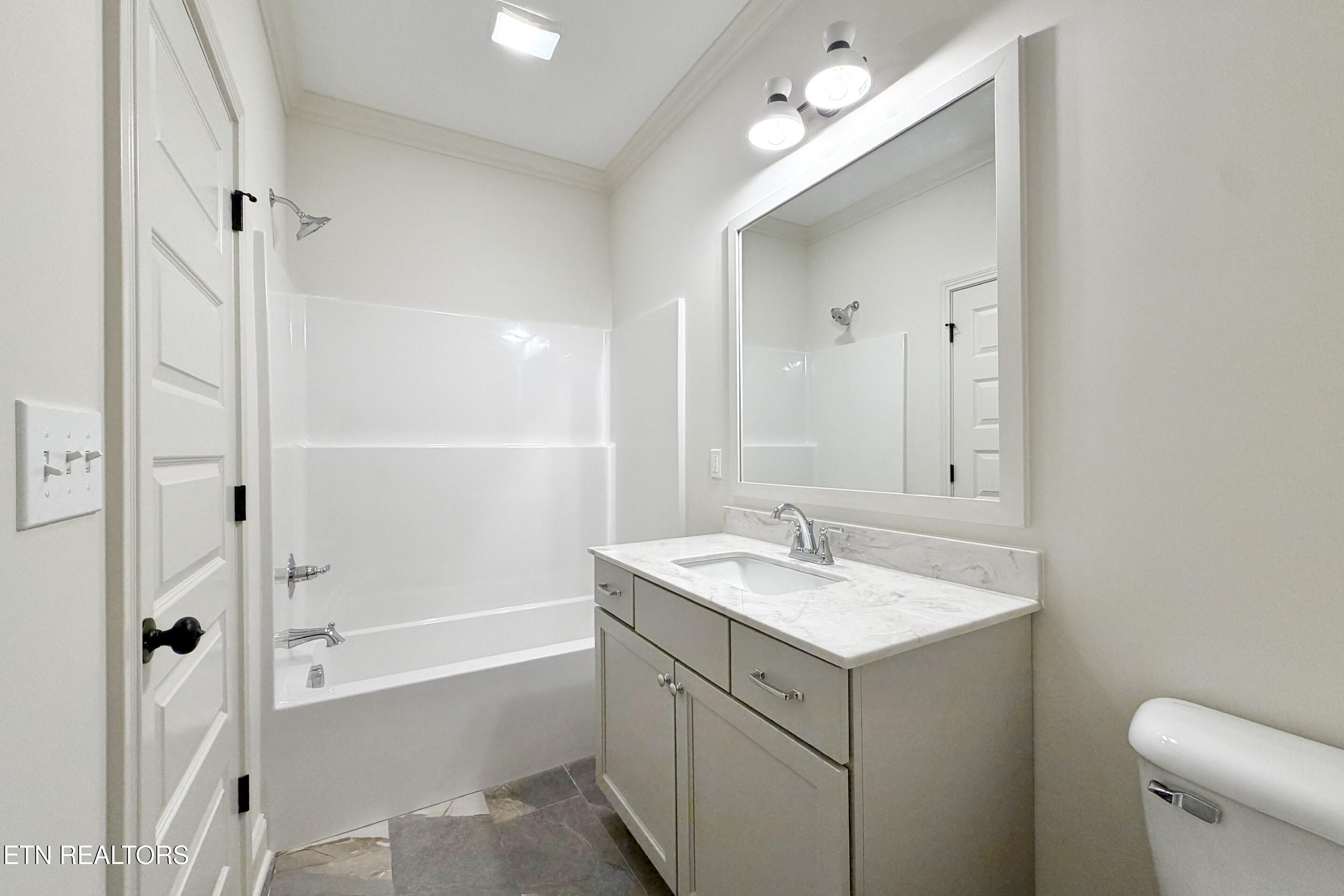 8915 Queensdale Lane Knoxville TN 37924