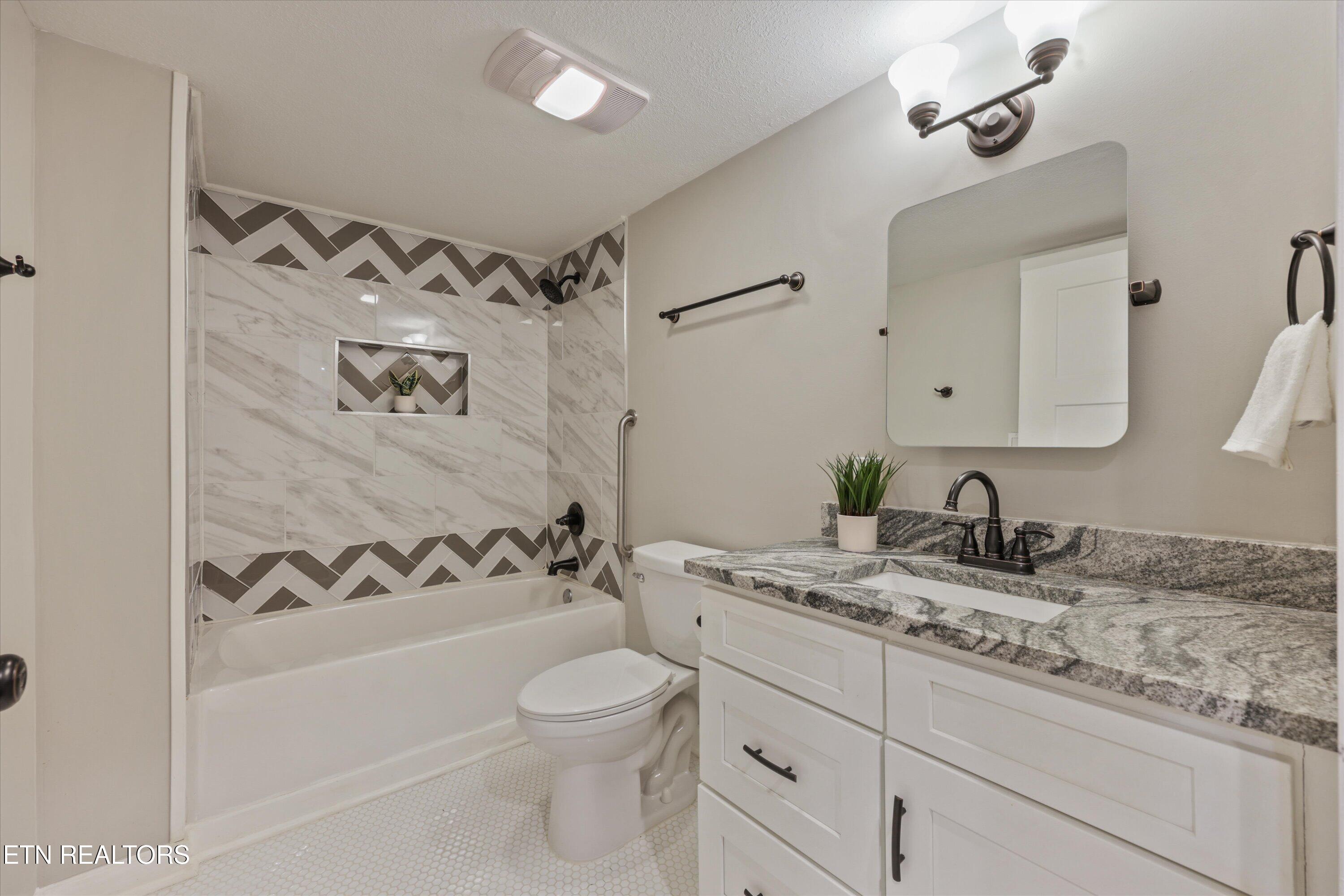 3217 Lansing Avenue Knoxville TN 37914