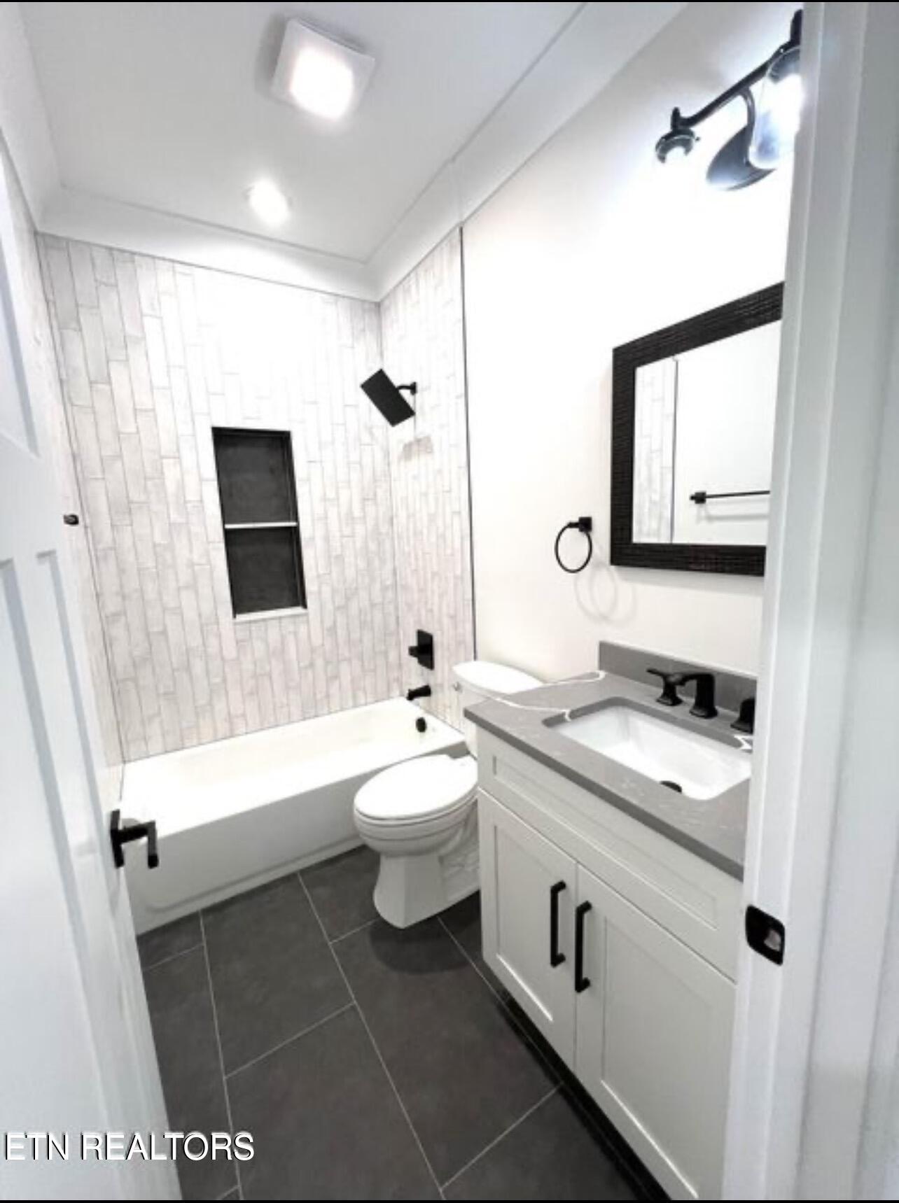 149 Gado Way Loudon TN 37774