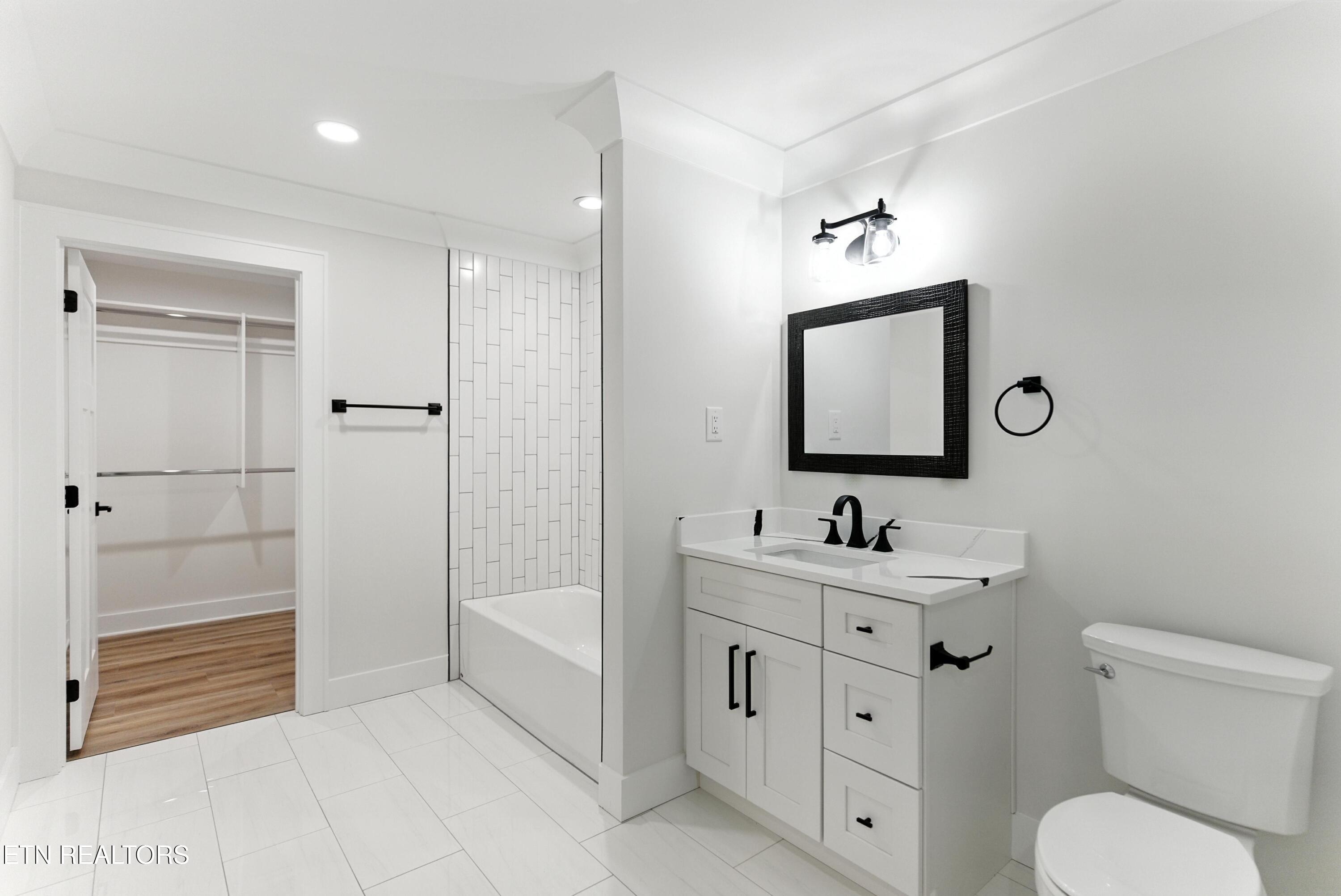 149 Gado Way Loudon TN 37774