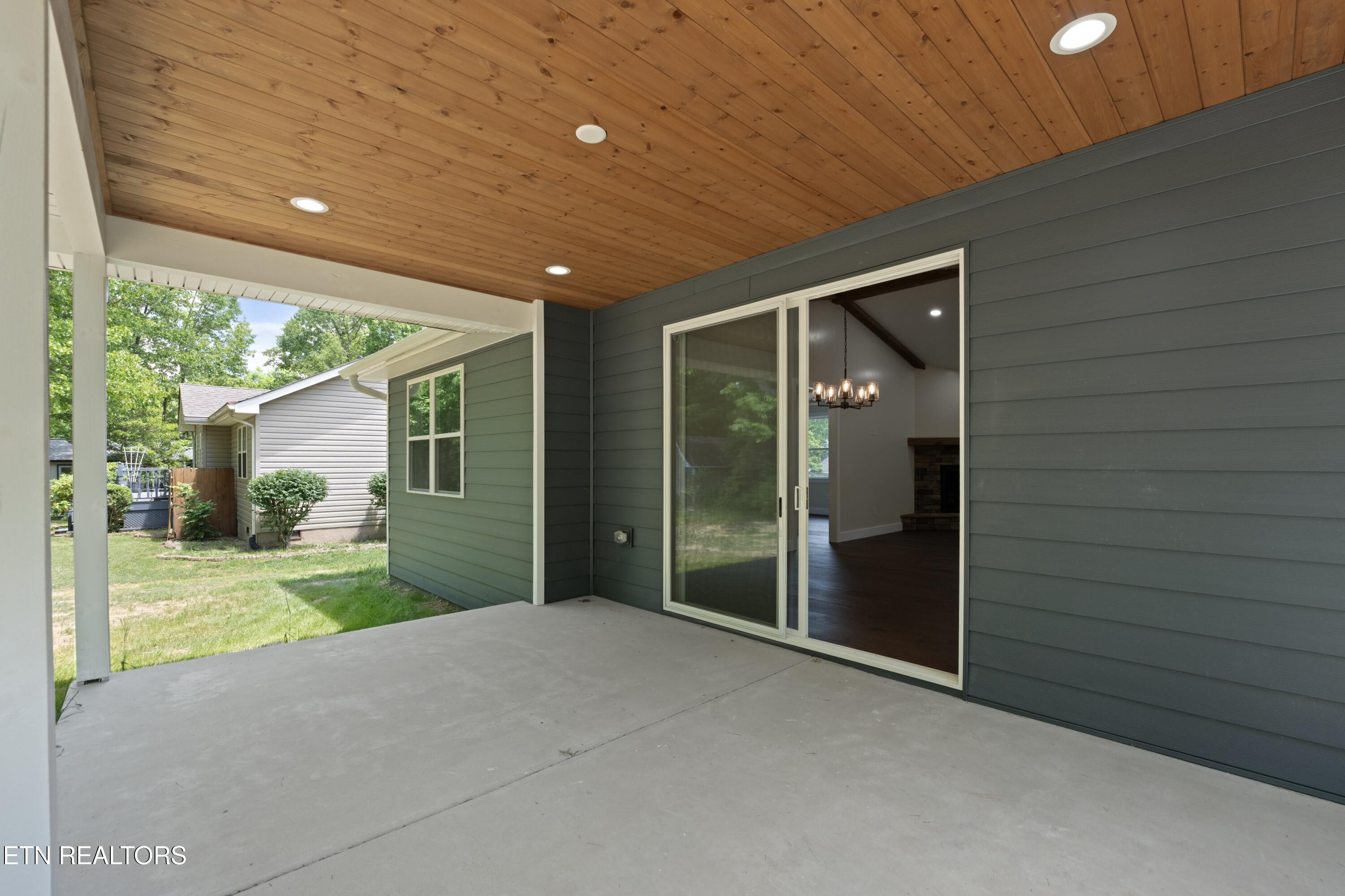 114 Britton Lane Crossville TN 38558