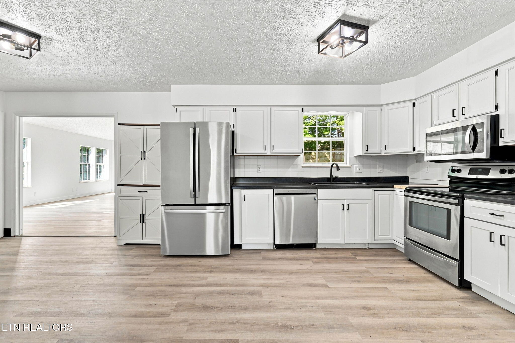 7813 Shadowood Drive Knoxville TN 37938