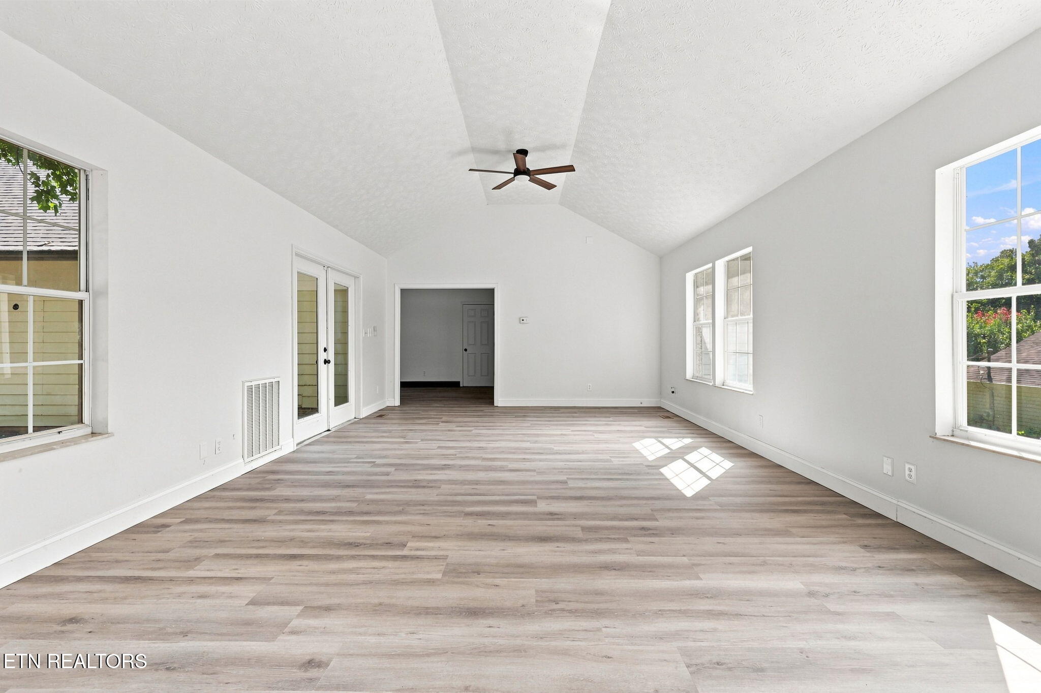 7813 Shadowood Drive Knoxville TN 37938