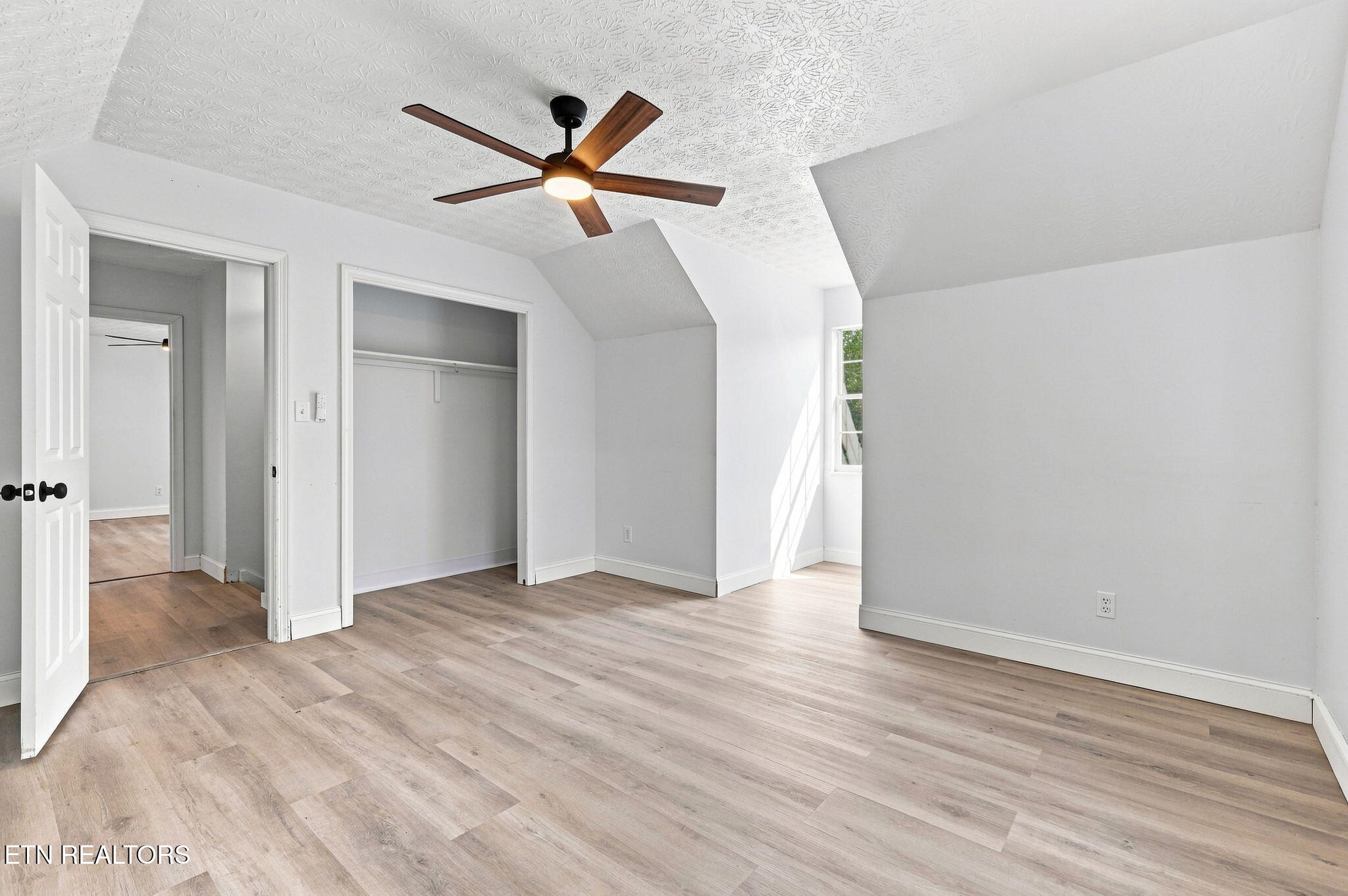 7813 Shadowood Drive Knoxville TN 37938