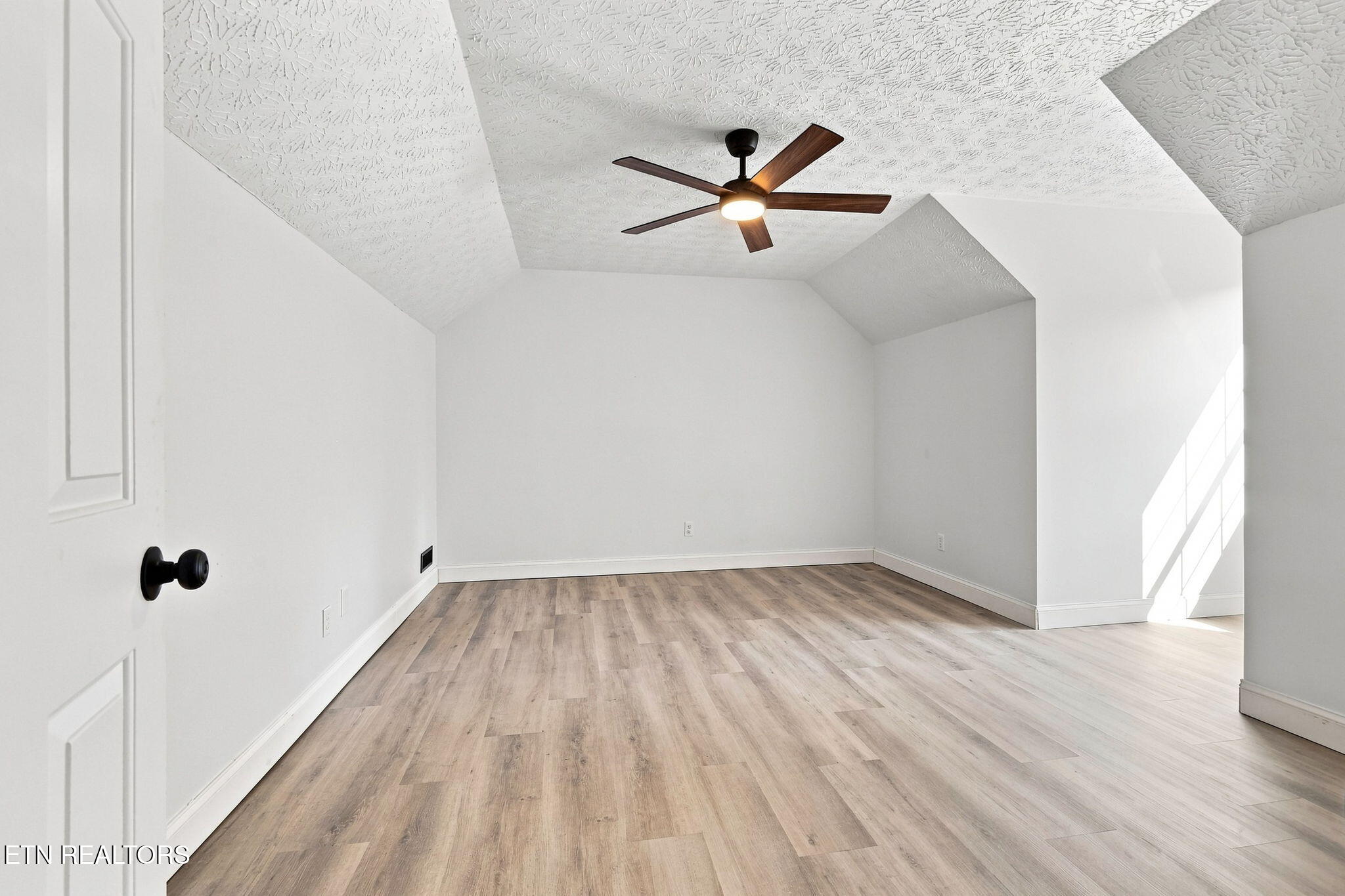 7813 Shadowood Drive Knoxville TN 37938