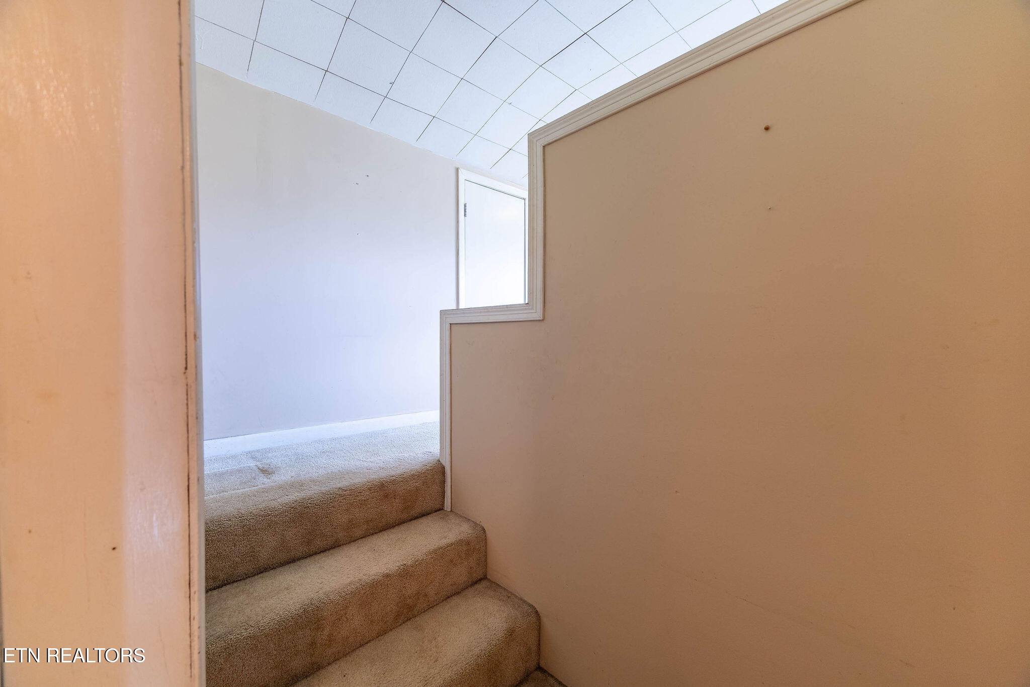 130 Oakland Avenue Lenoir City TN 37771