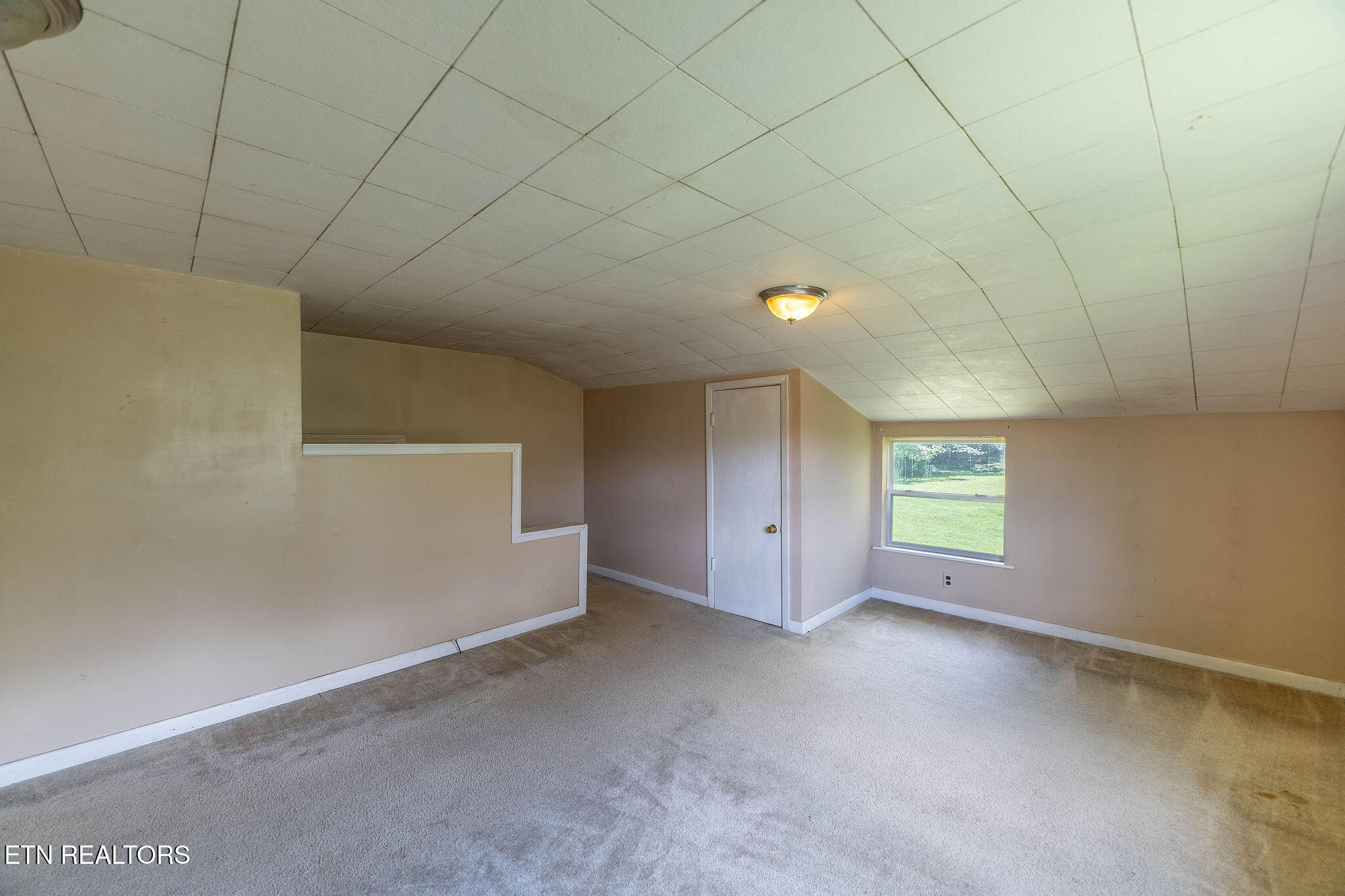 130 Oakland Avenue Lenoir City TN 37771