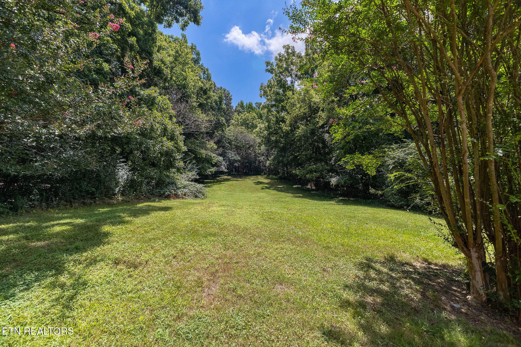 130 Oakland Avenue Lenoir City TN 37771