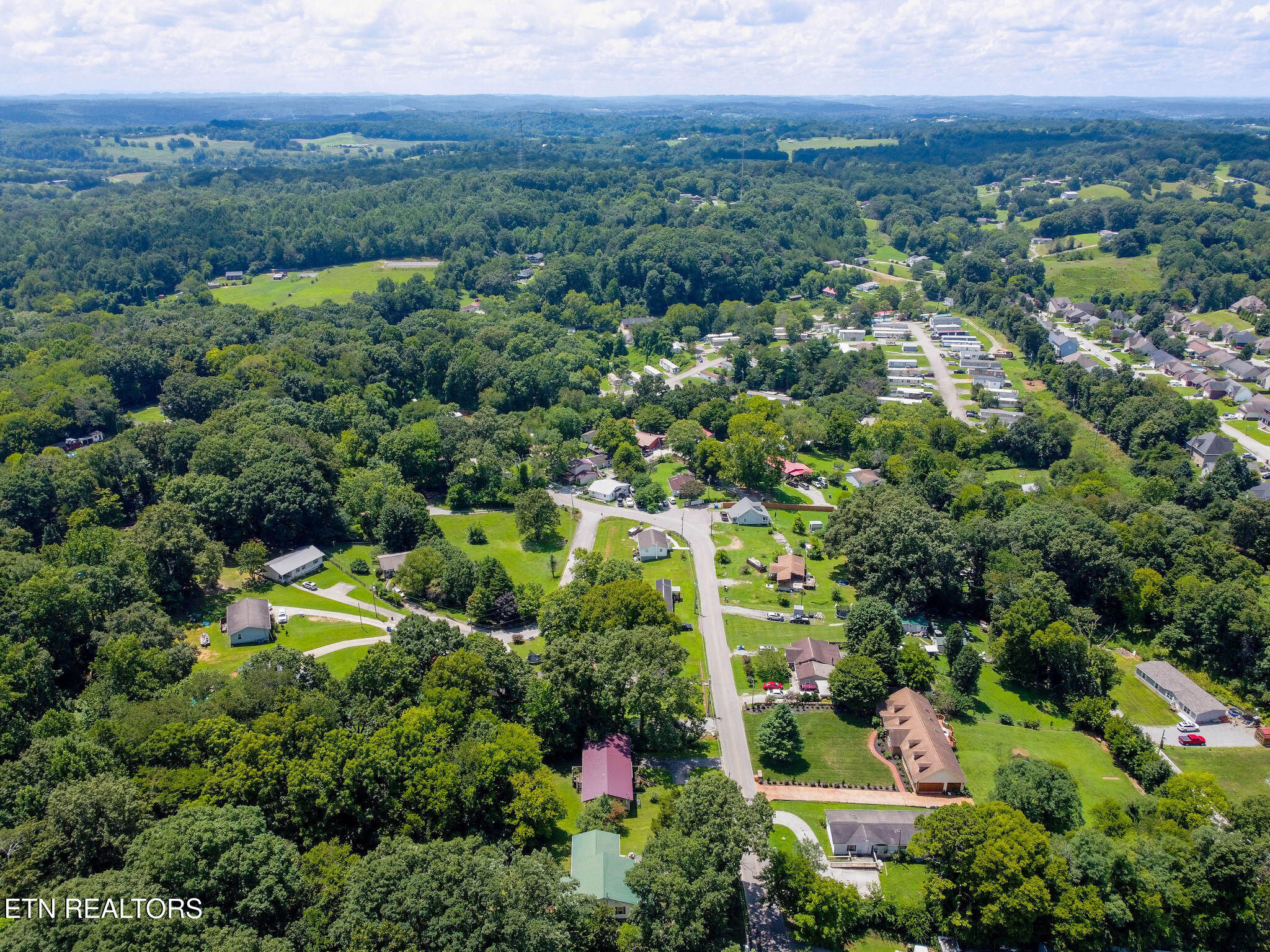 130 Oakland Avenue Lenoir City TN 37771