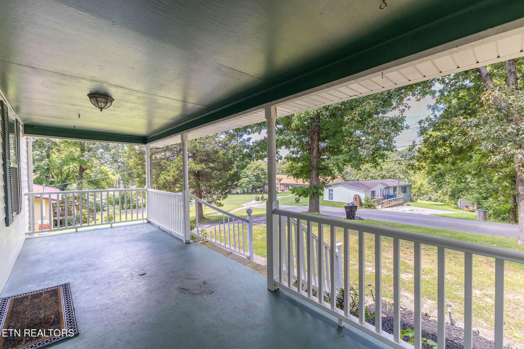130 Oakland Avenue Lenoir City TN 37771
