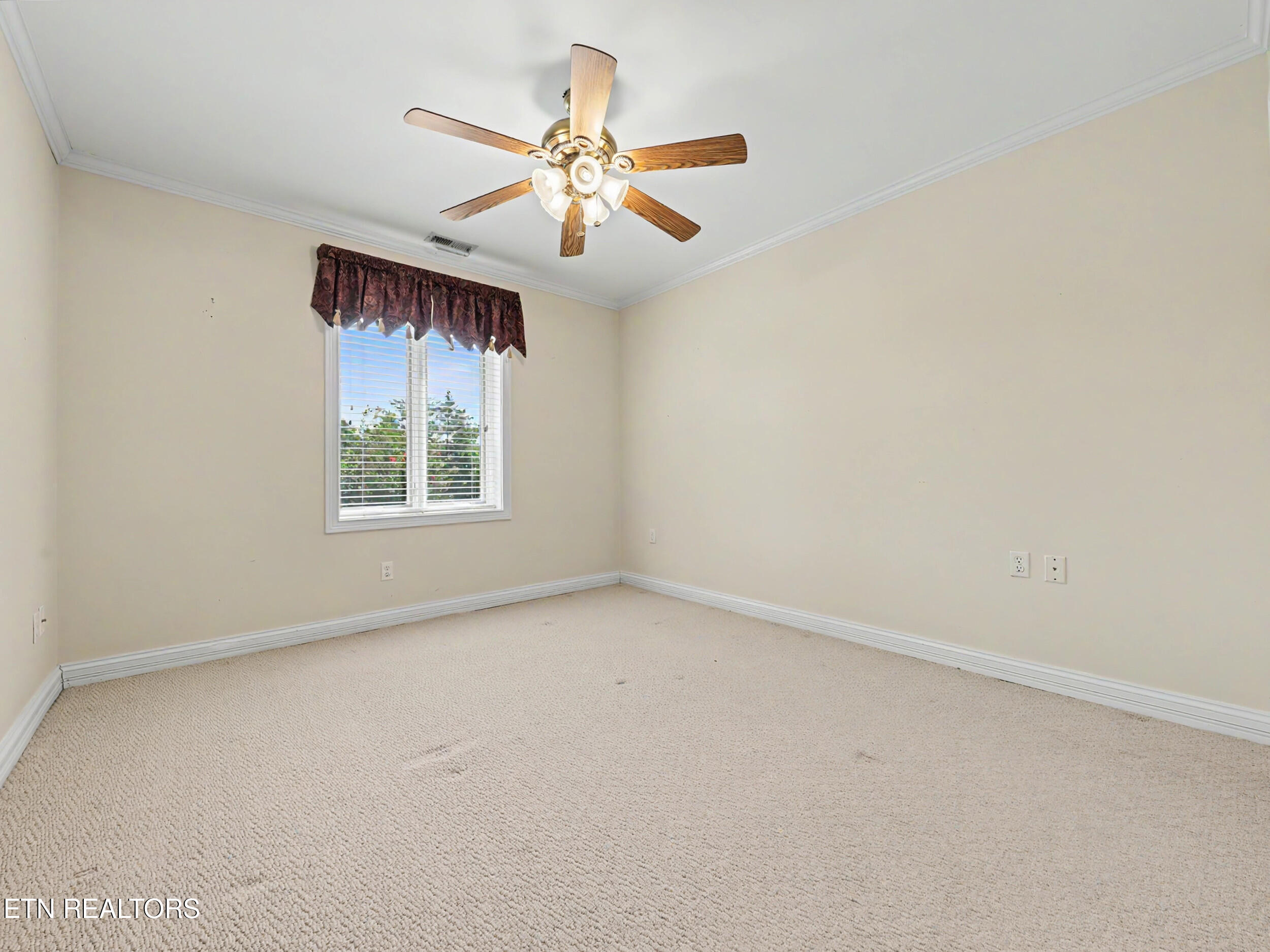 3019 Shaconage Trail Sevierville TN 37876