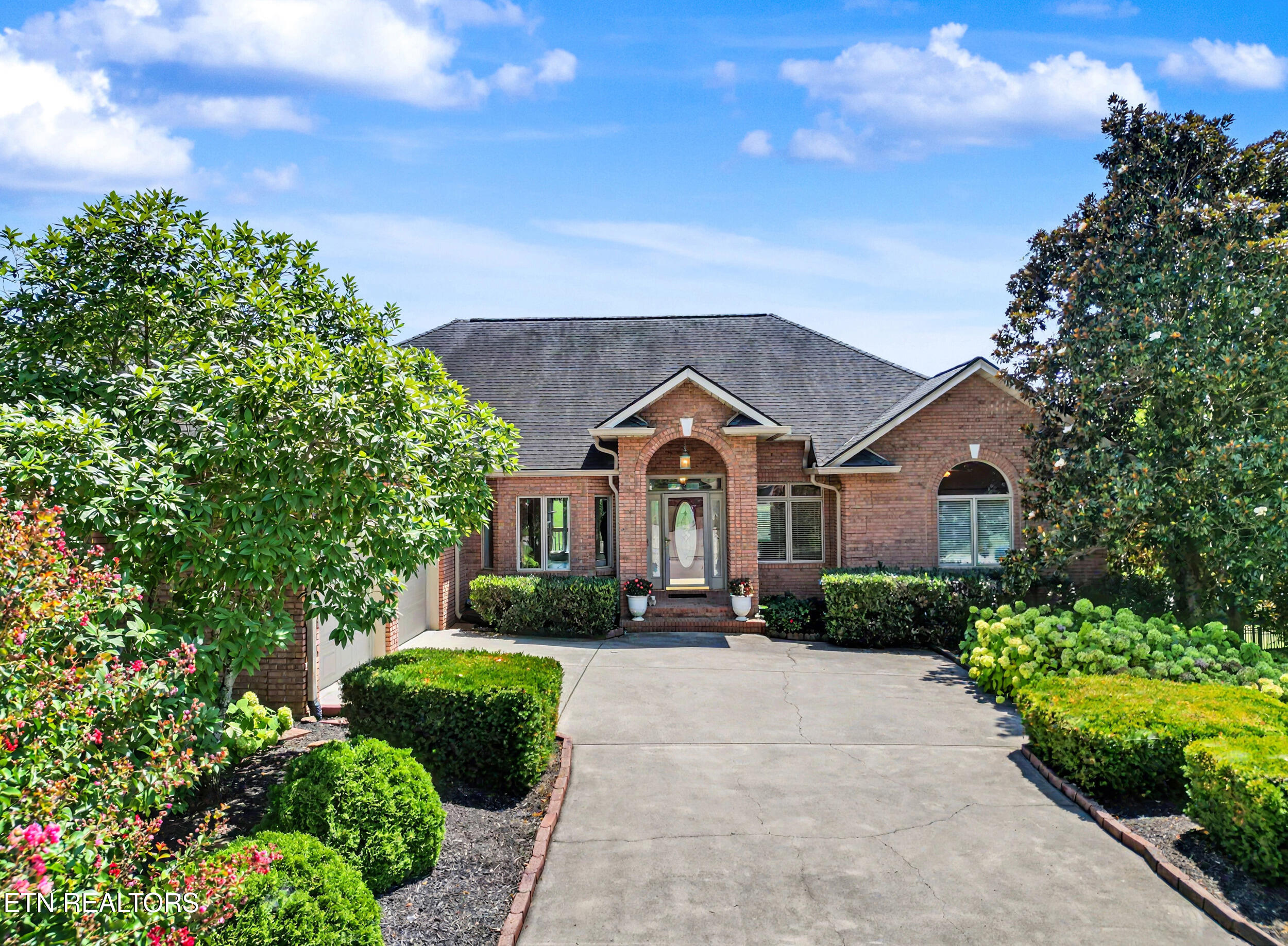 3019 Shaconage Trail Sevierville TN 37876