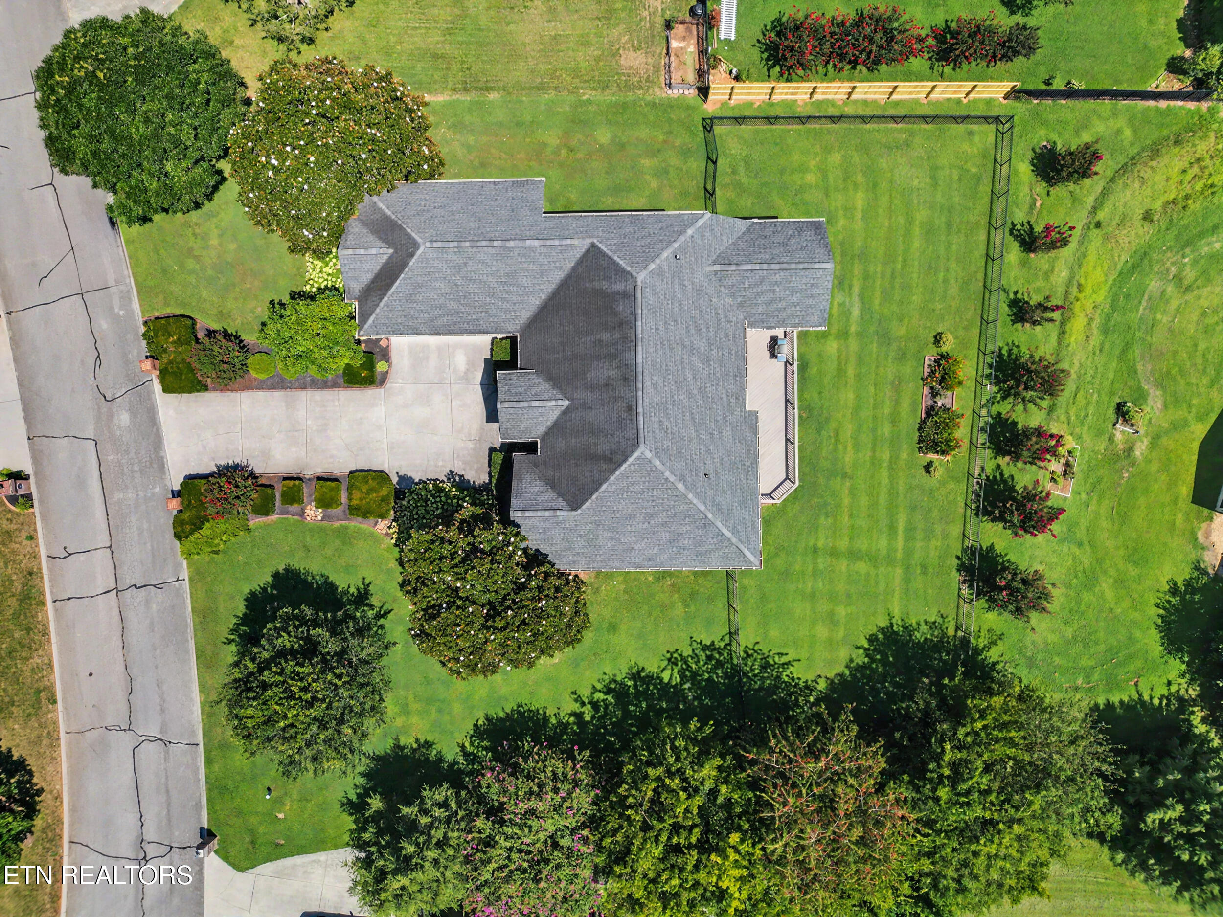 3019 Shaconage Trail Sevierville TN 37876