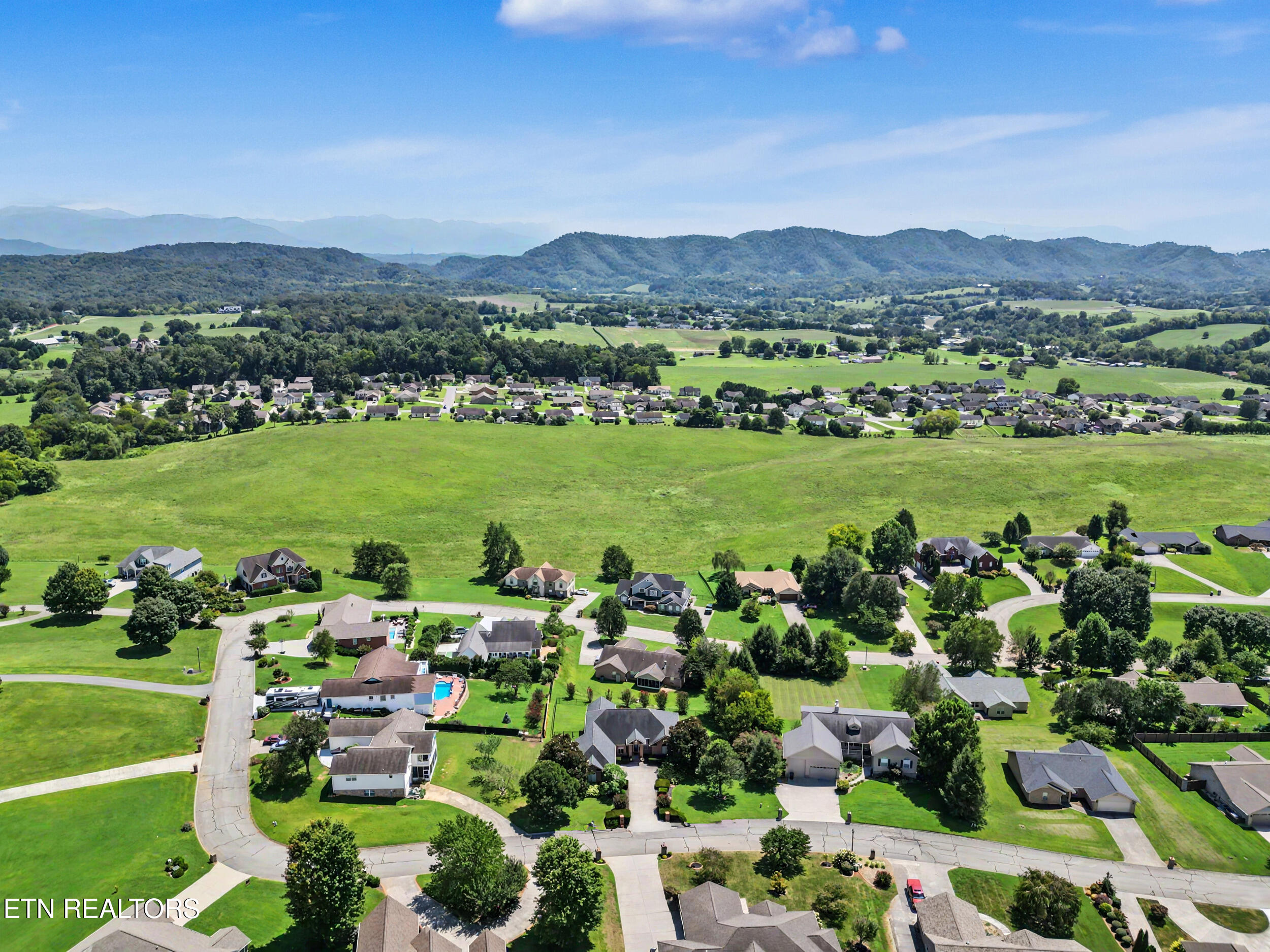3019 Shaconage Trail Sevierville TN 37876
