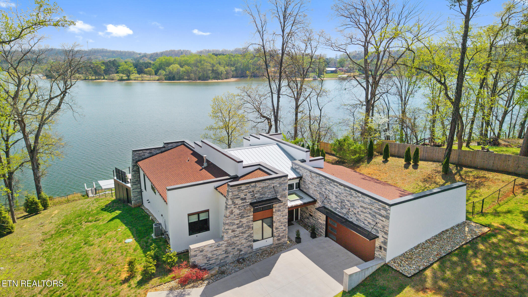 731 Bowman Bend Road Harriman TN 37748