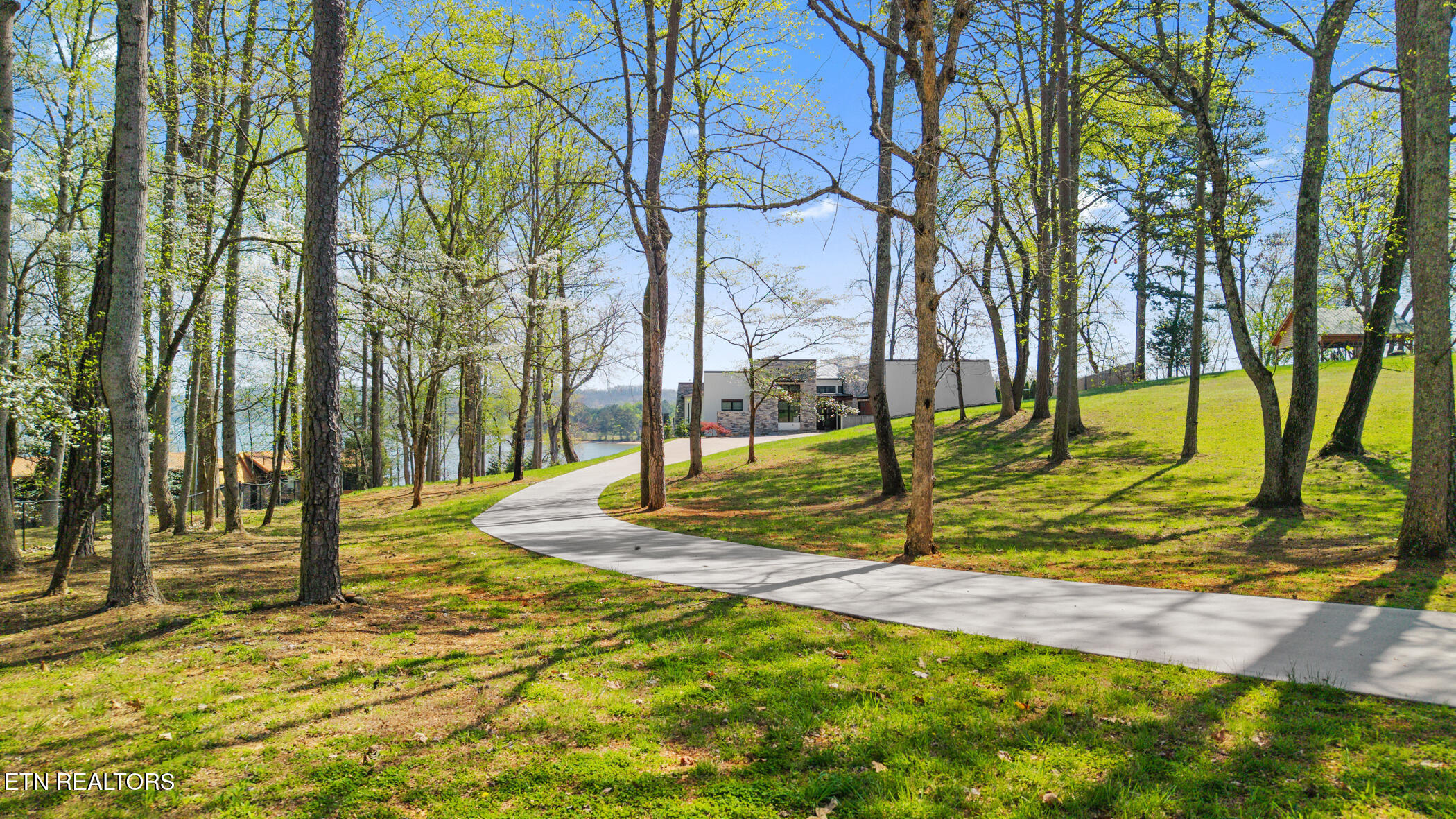 731 Bowman Bend Road Harriman TN 37748