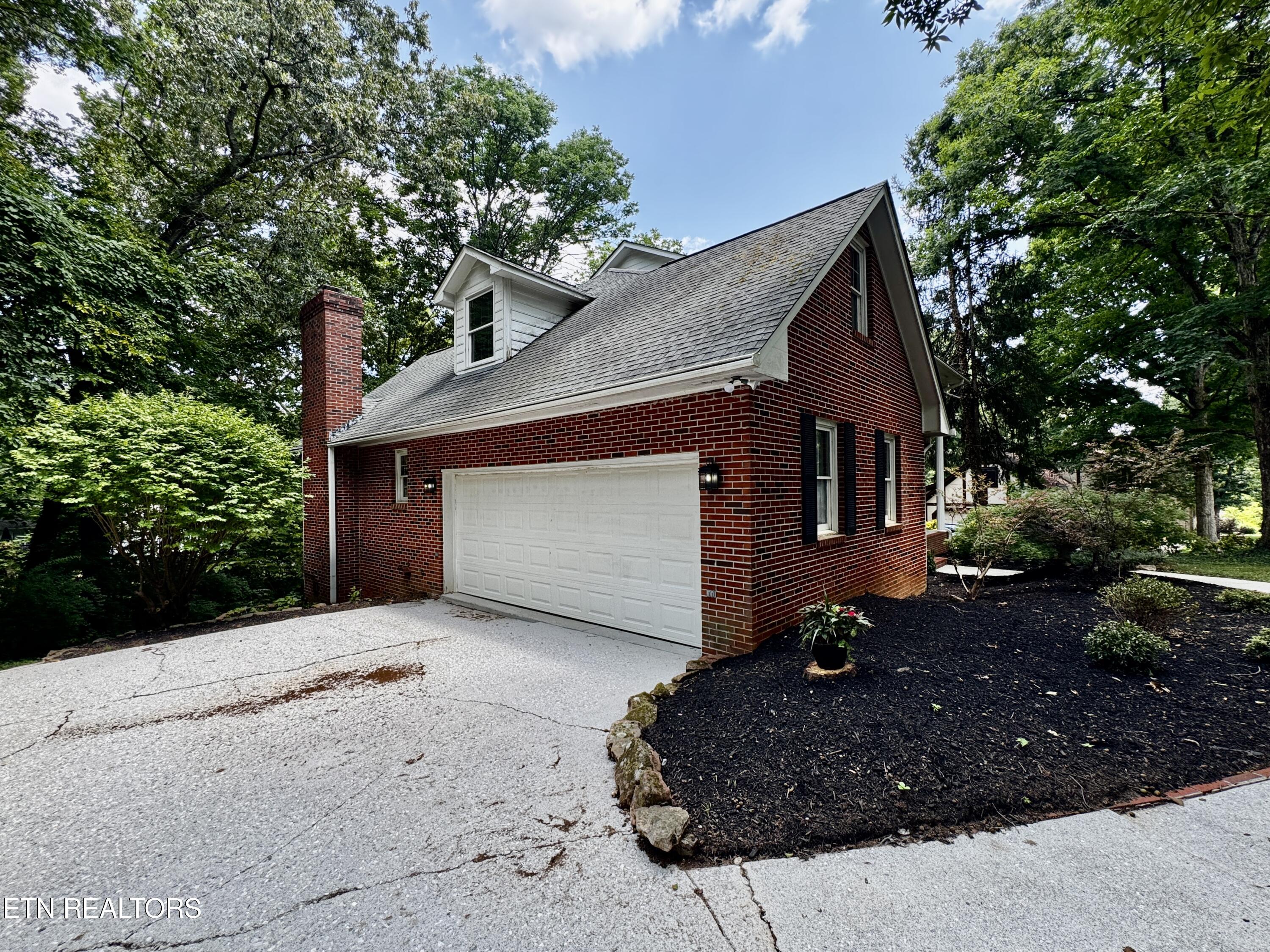 518 Old Tavern Circle Knoxville TN 37934
