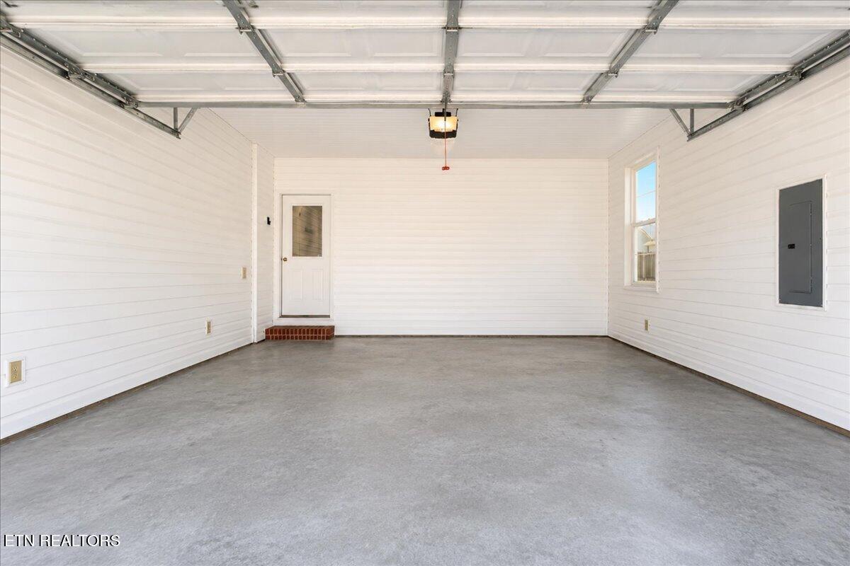 242 Fyke Drive Athens TN 37303