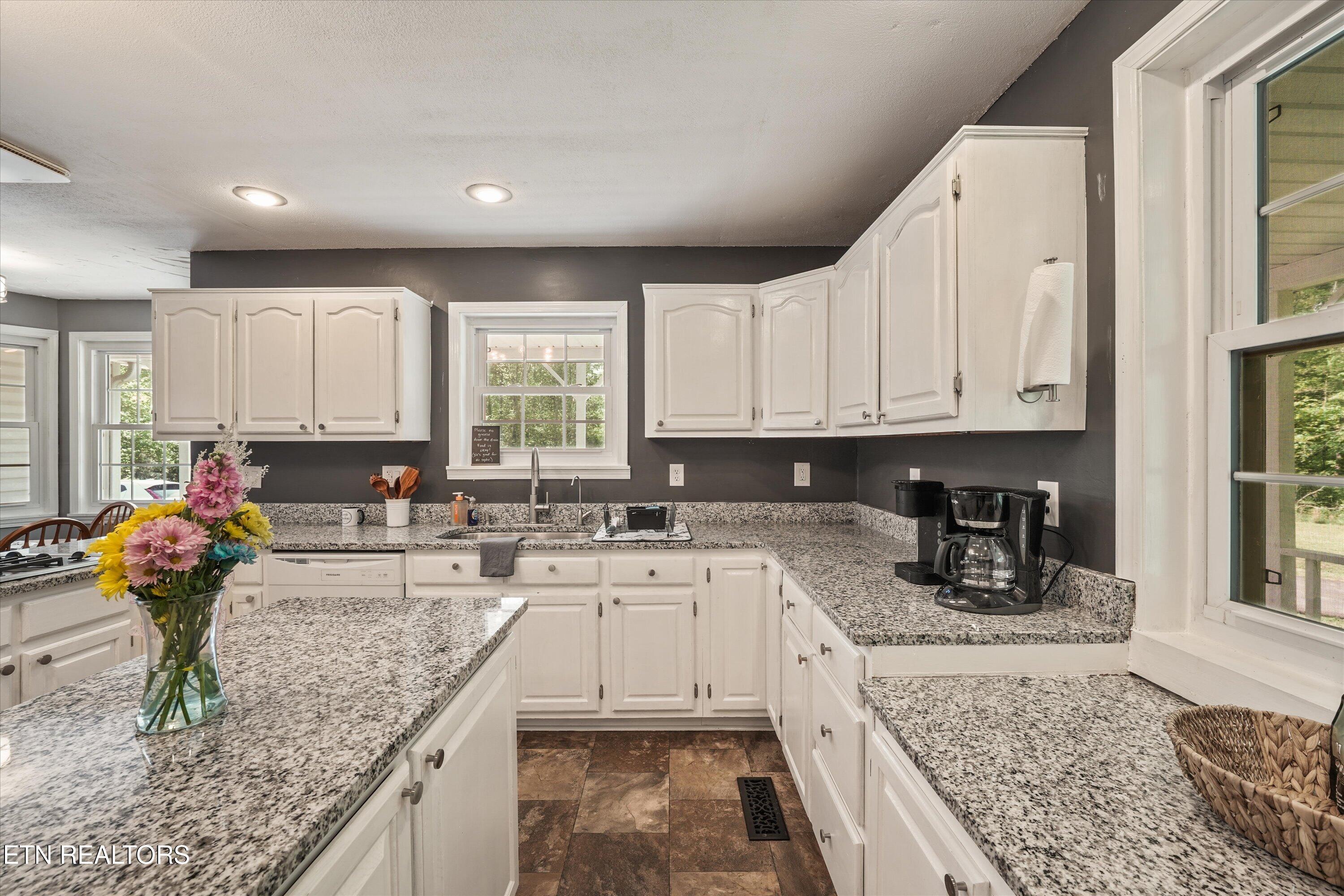 145 County Road 853 Delano TN 37325